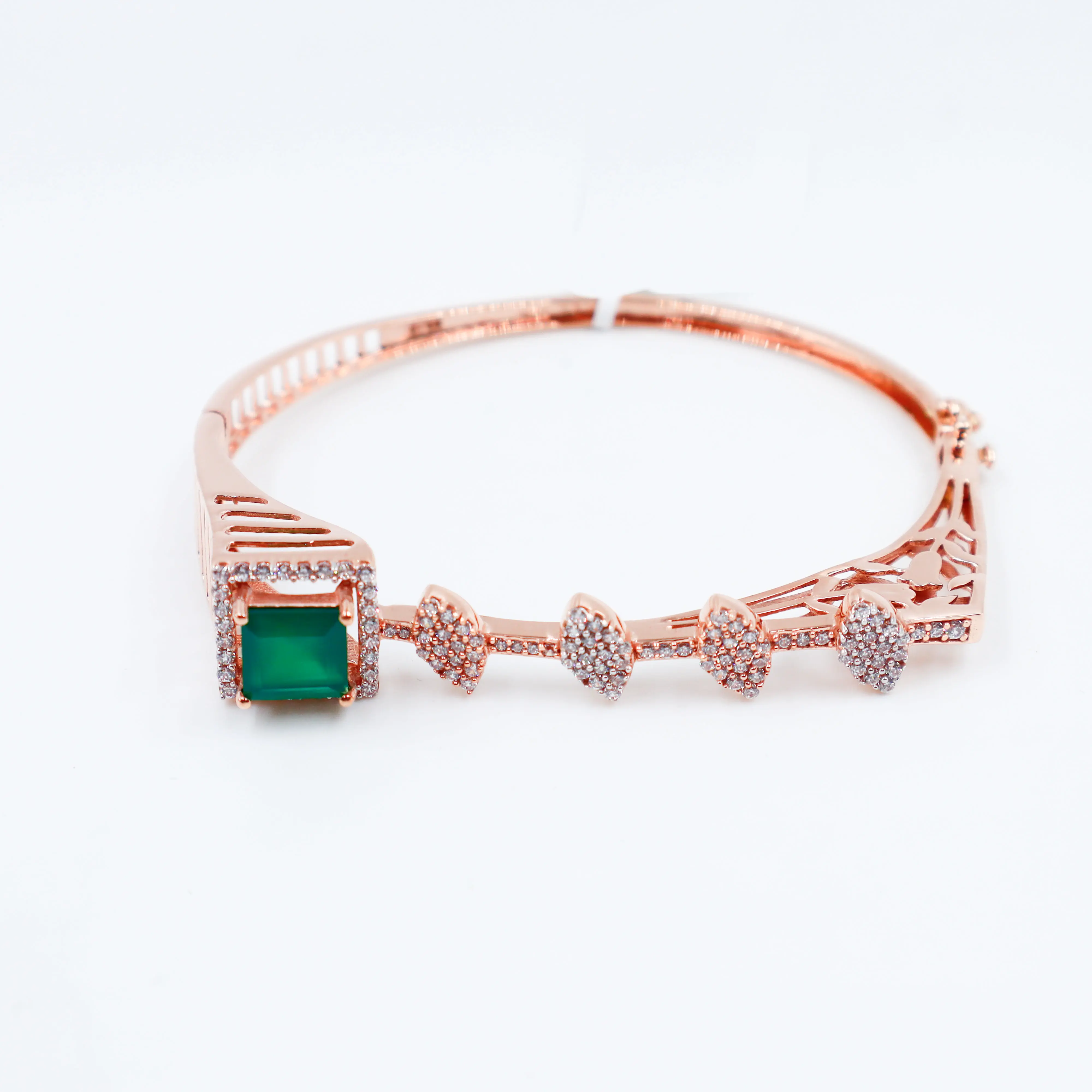 Ladies Kada