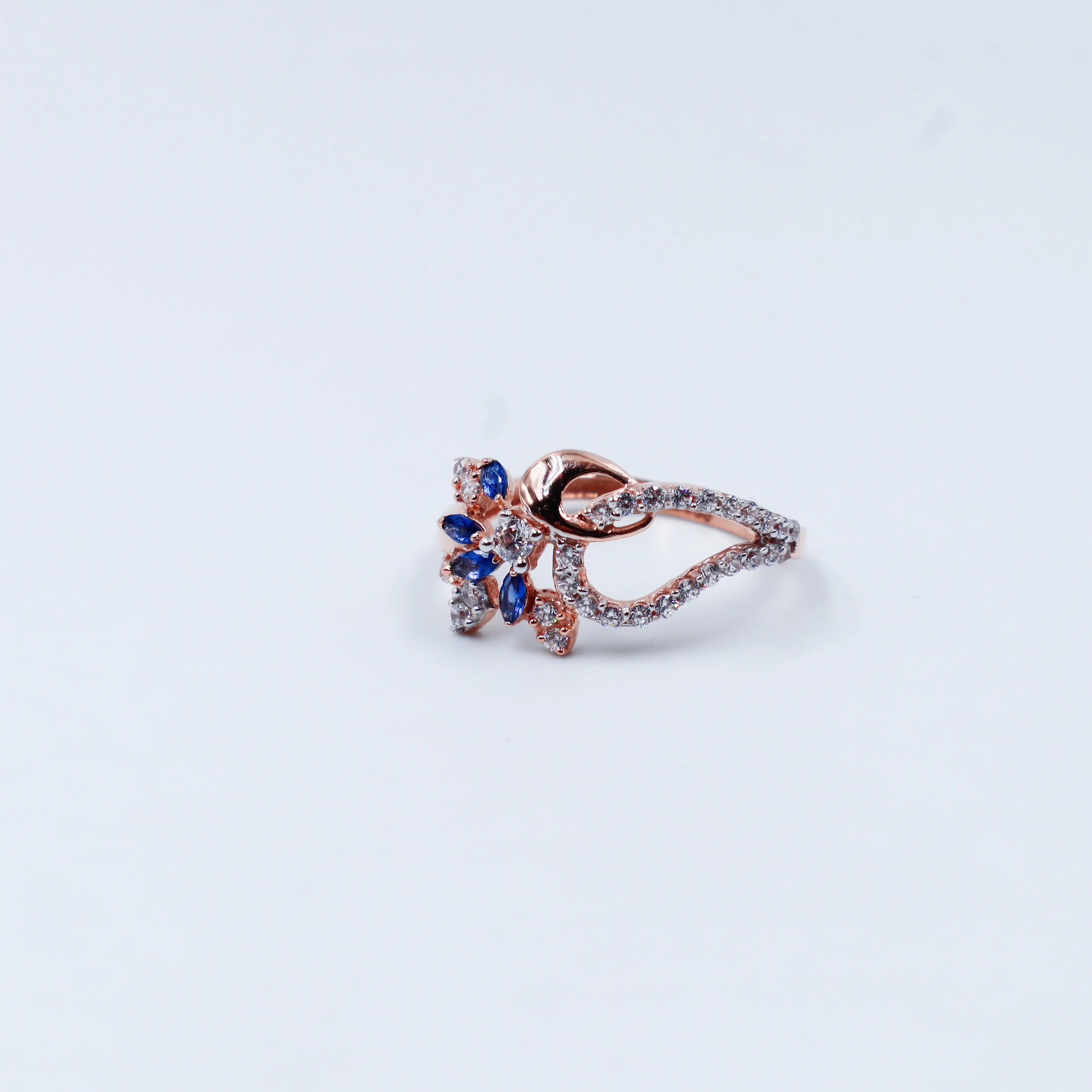Rose Gold Ladies Ring