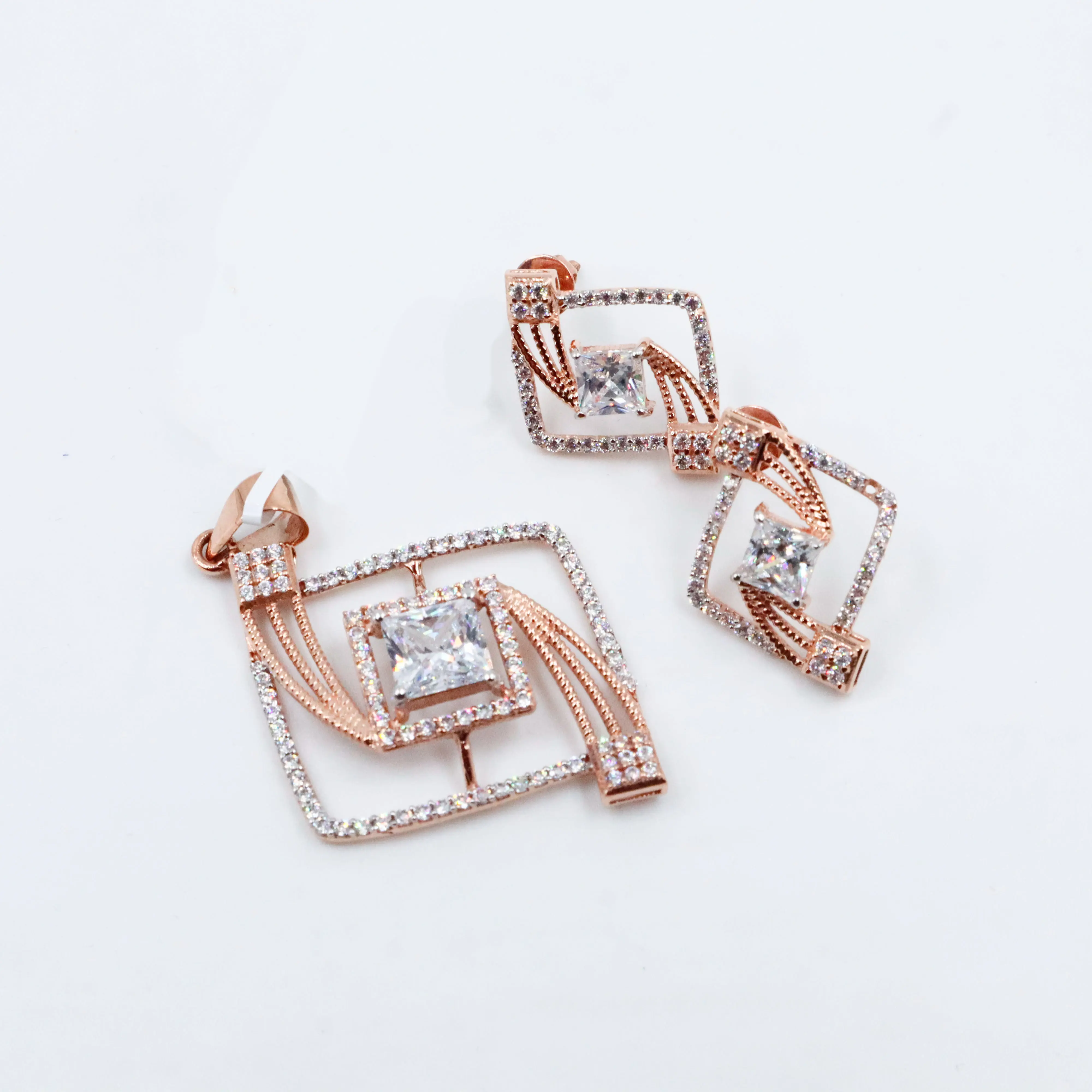 Pendant Set