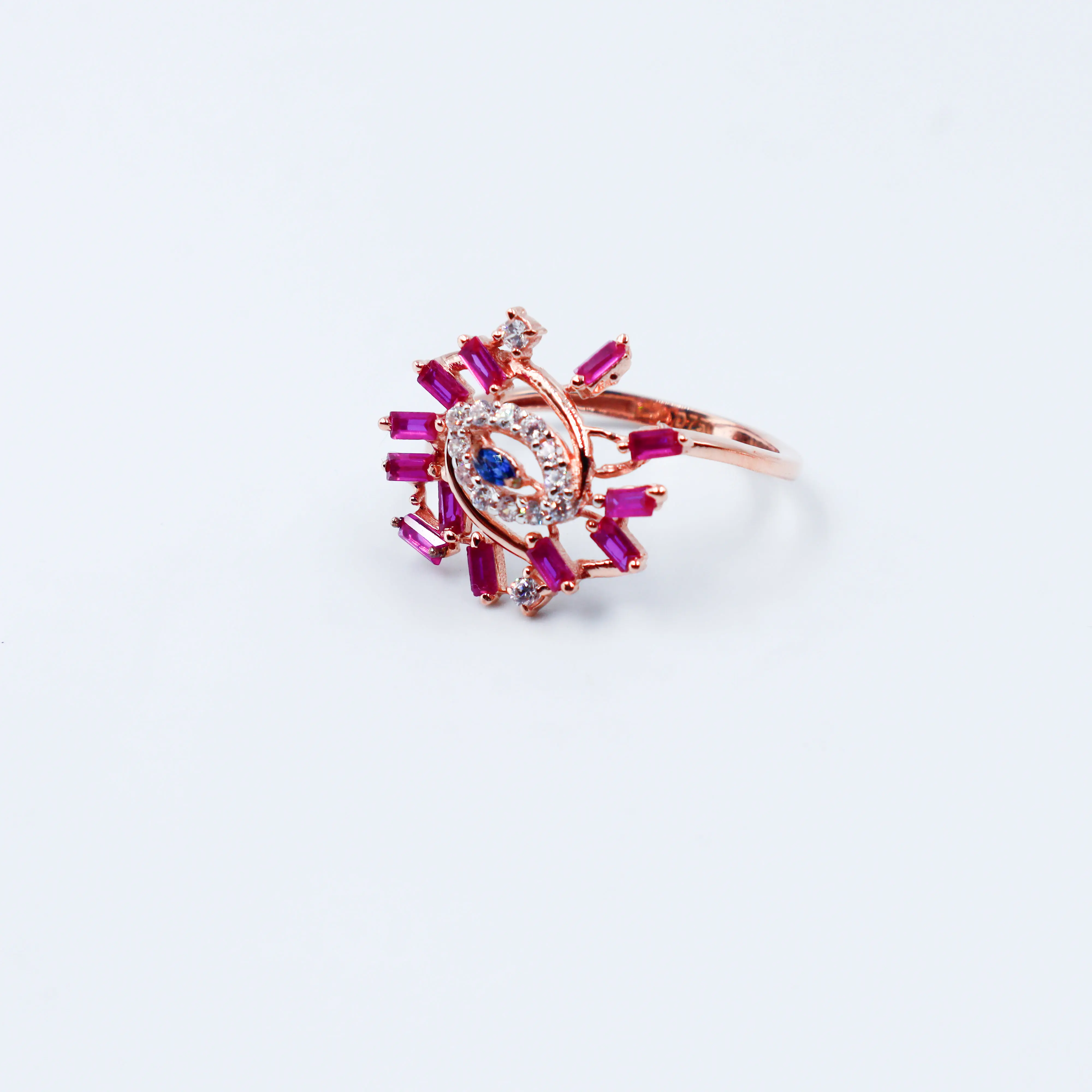 Ladies Ring