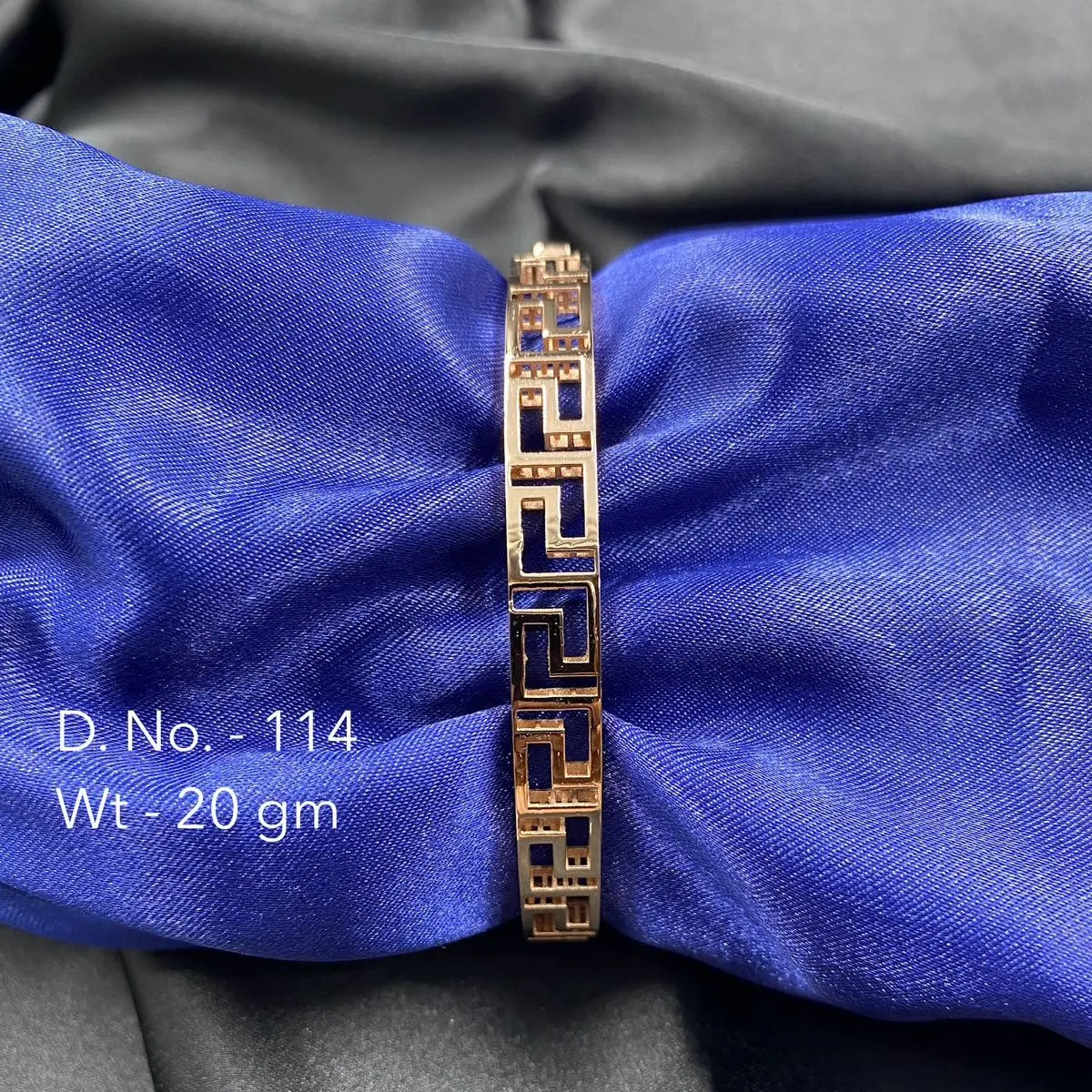 Italian Kada