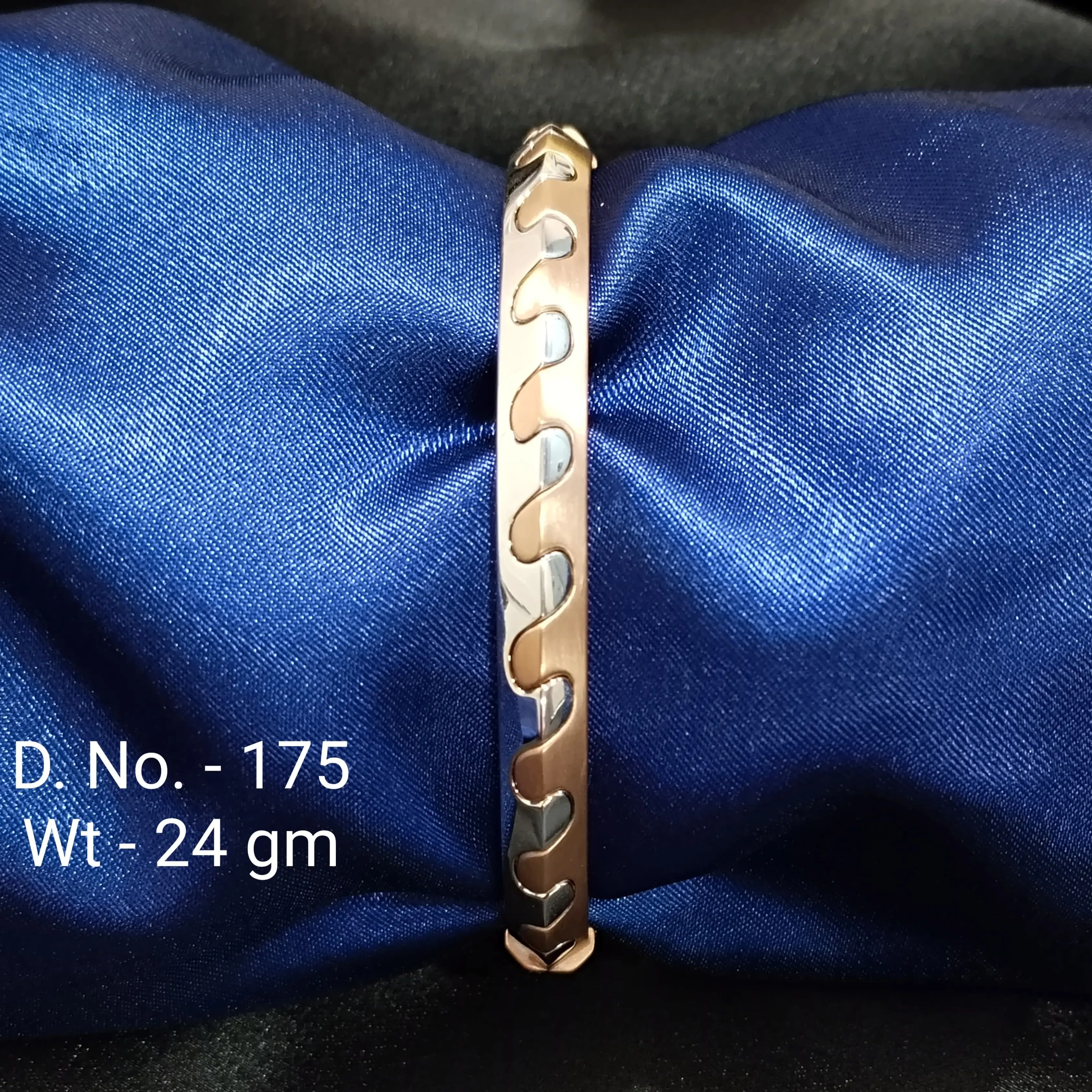 Italian Kada