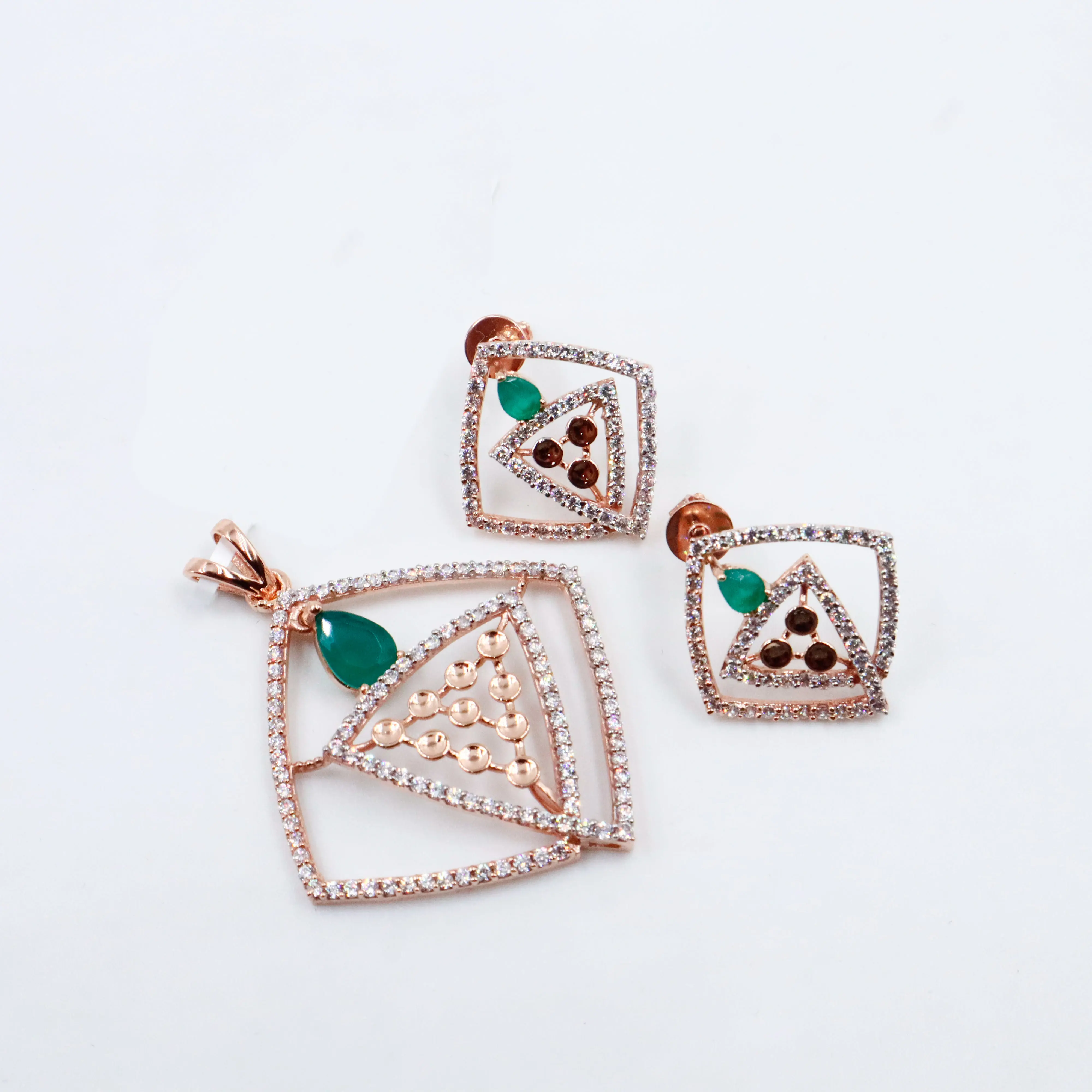 Pendant Set