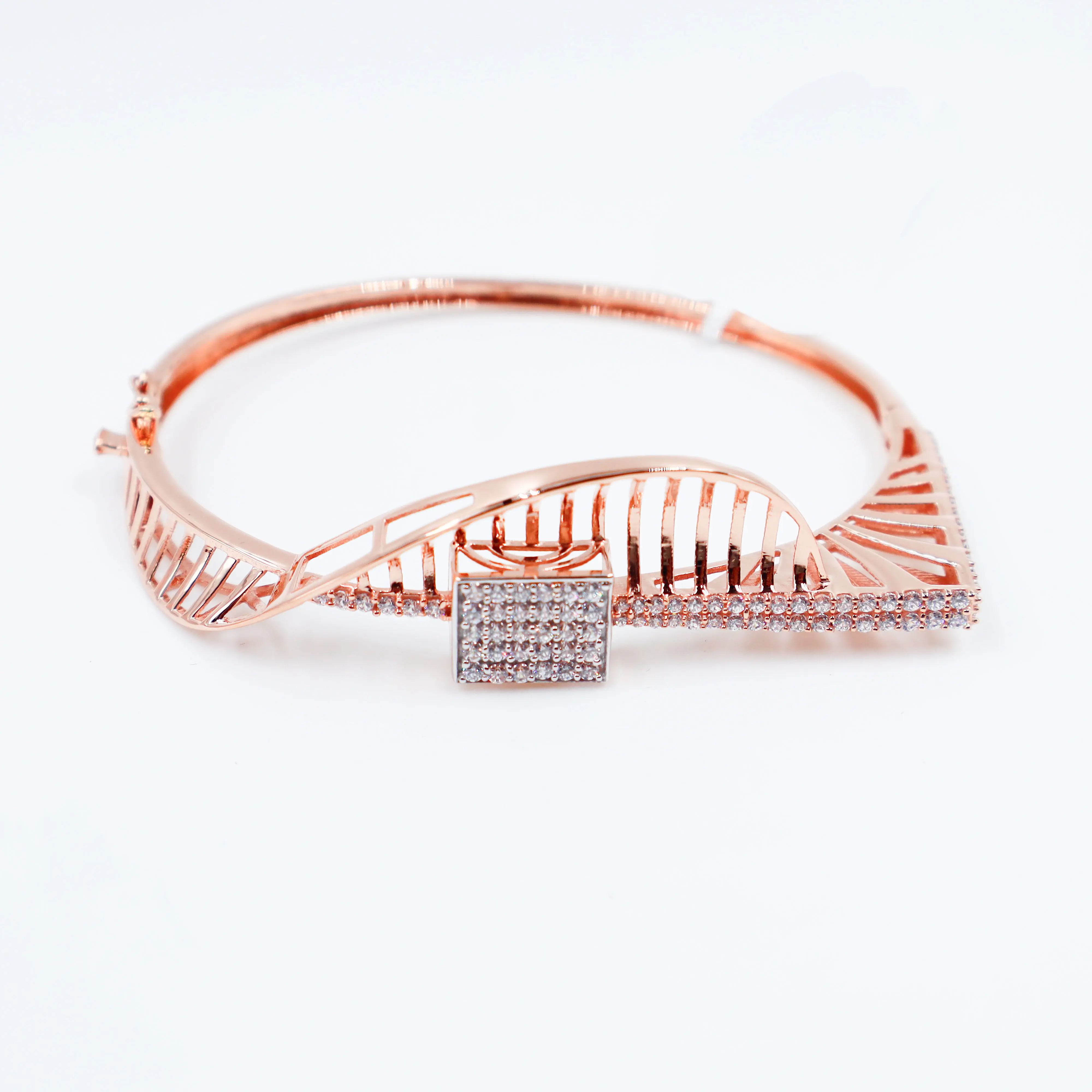 Ladies Kada