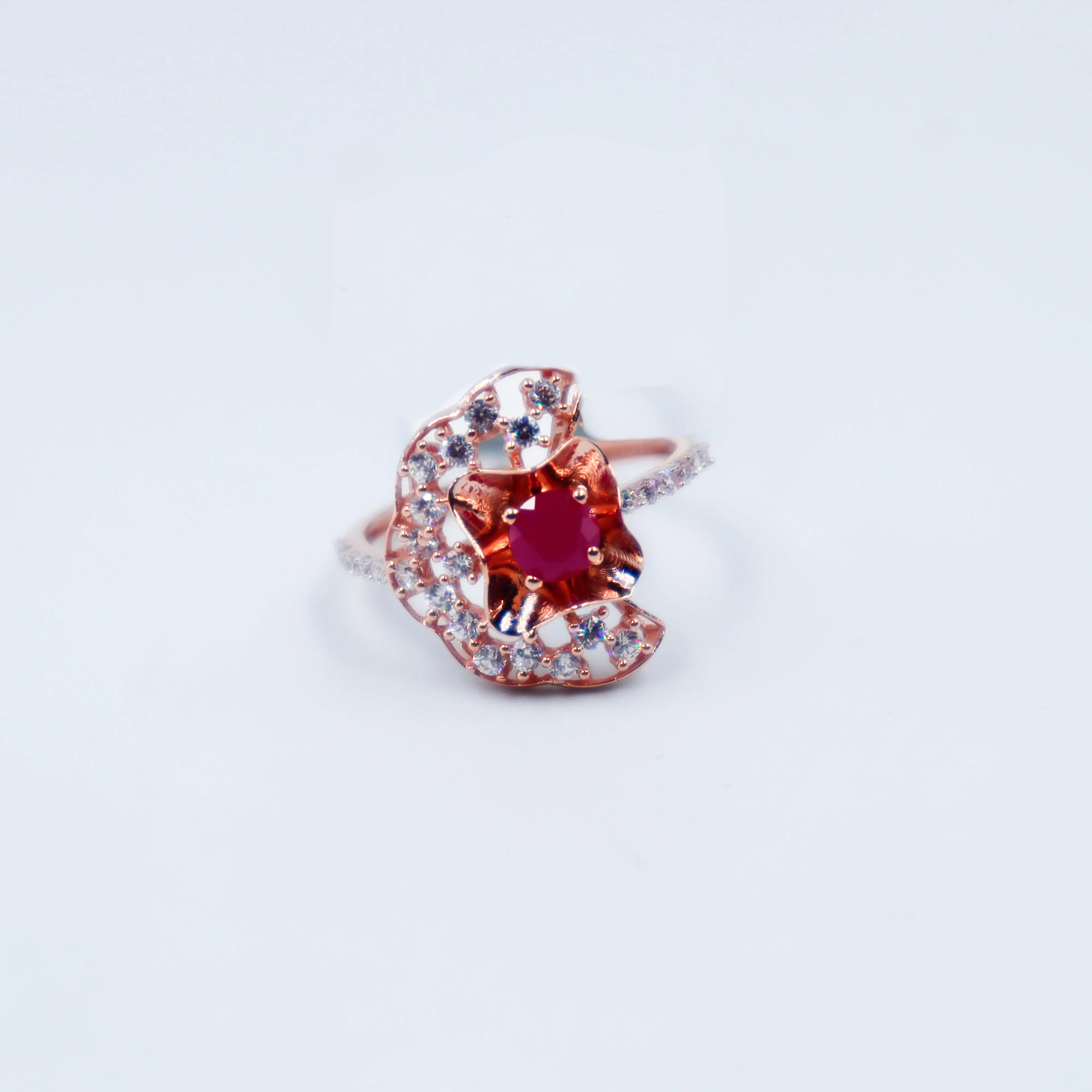 Rose Gold Ladies Ring