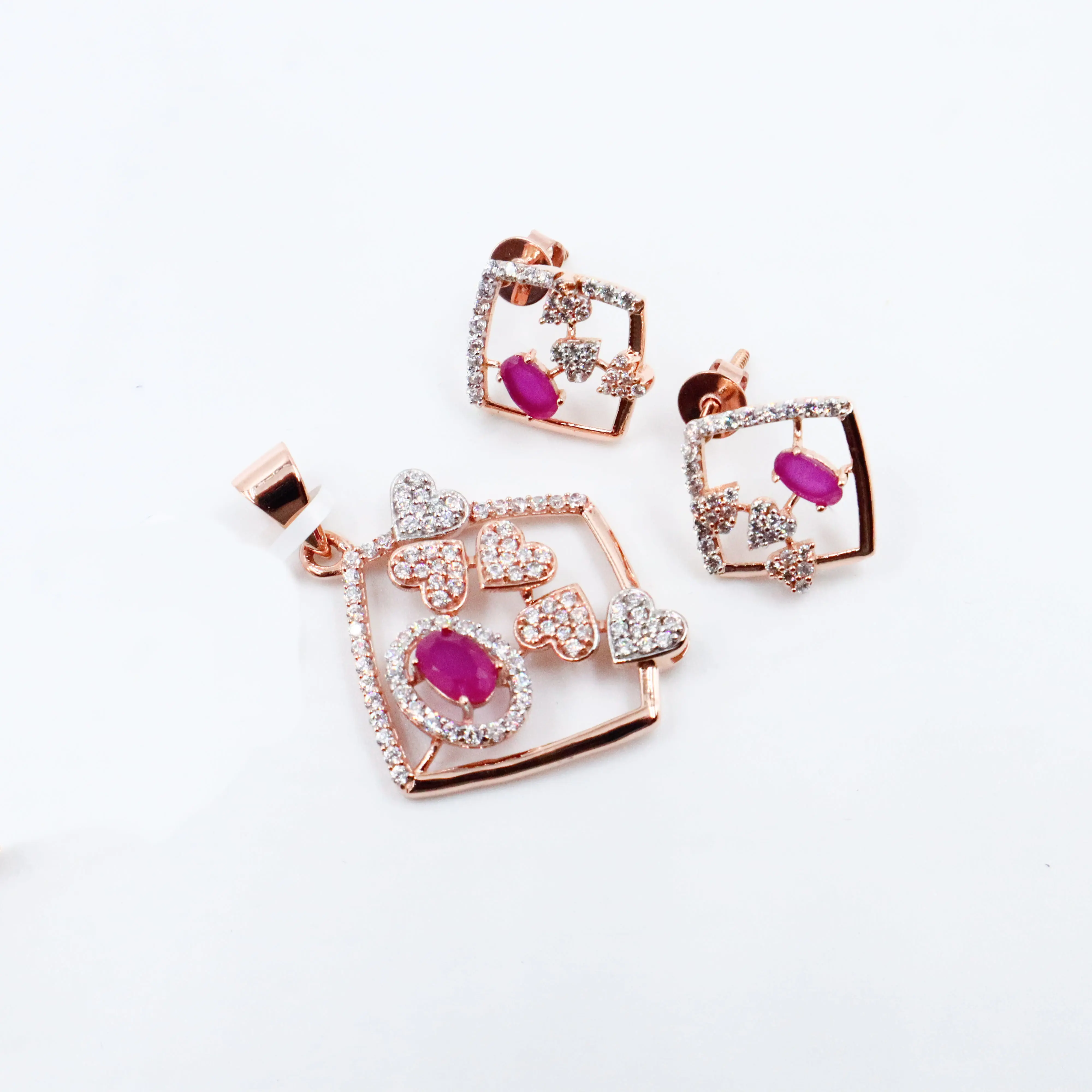 Pendant Set
