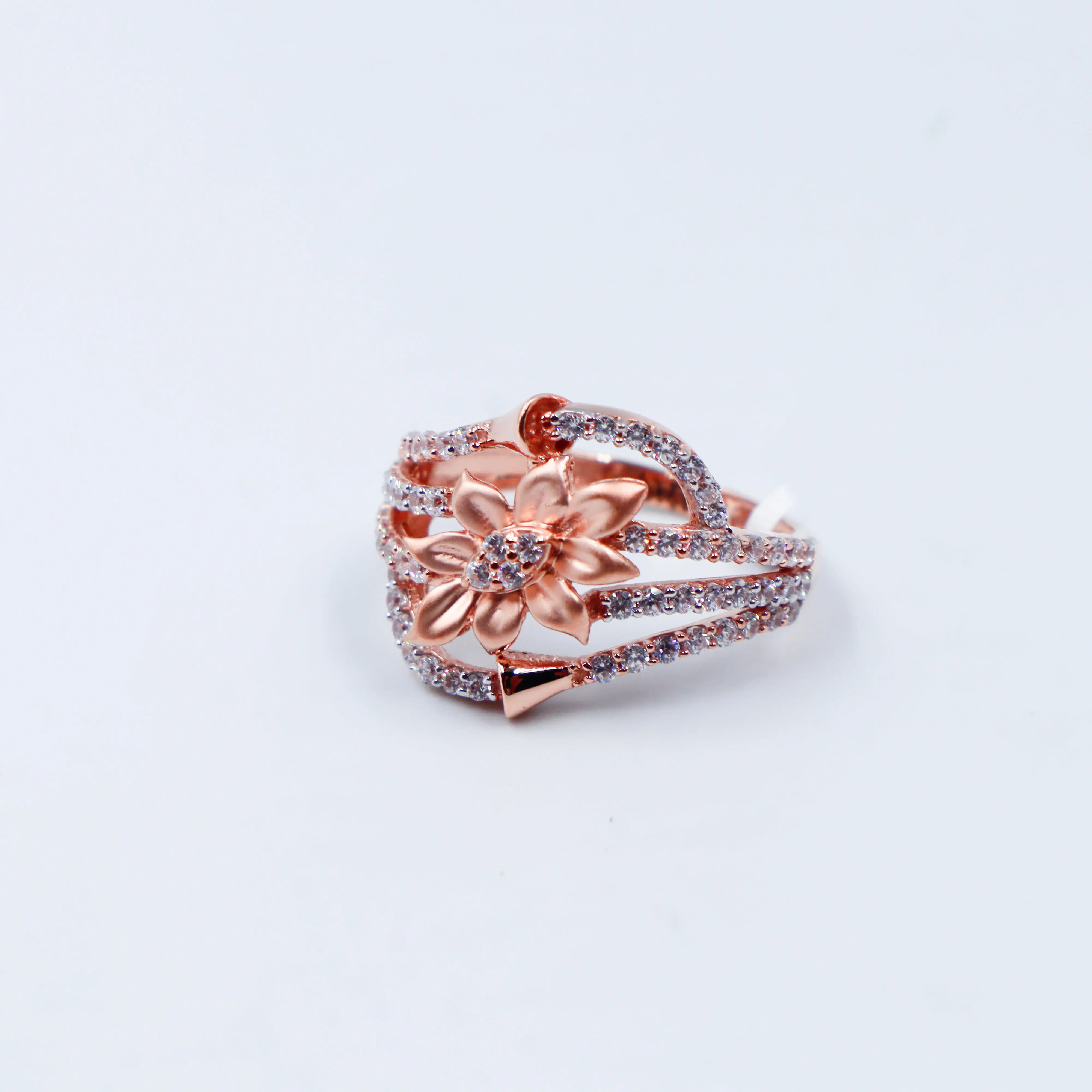 Rose Gold Ladies Ring