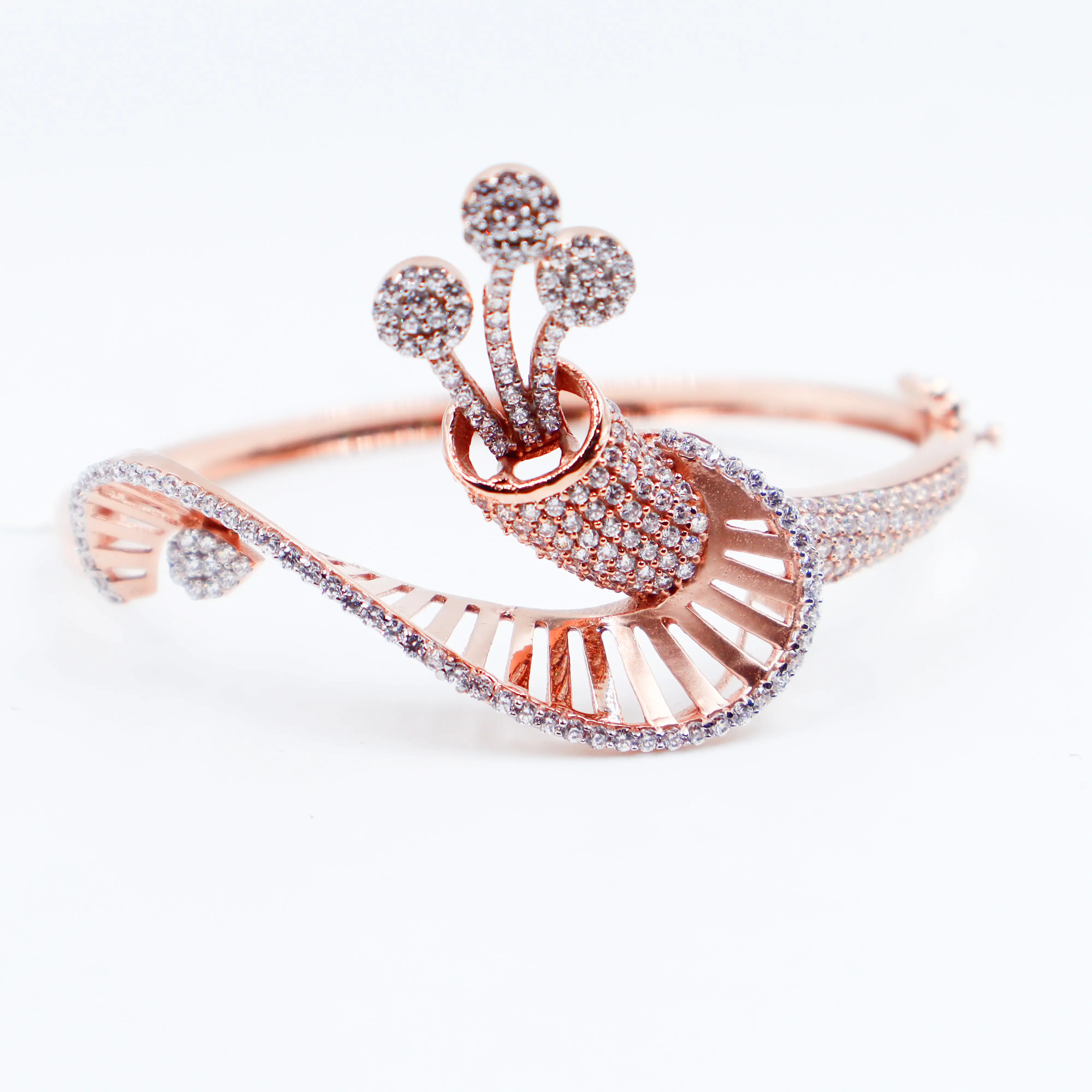 Ladies Kada