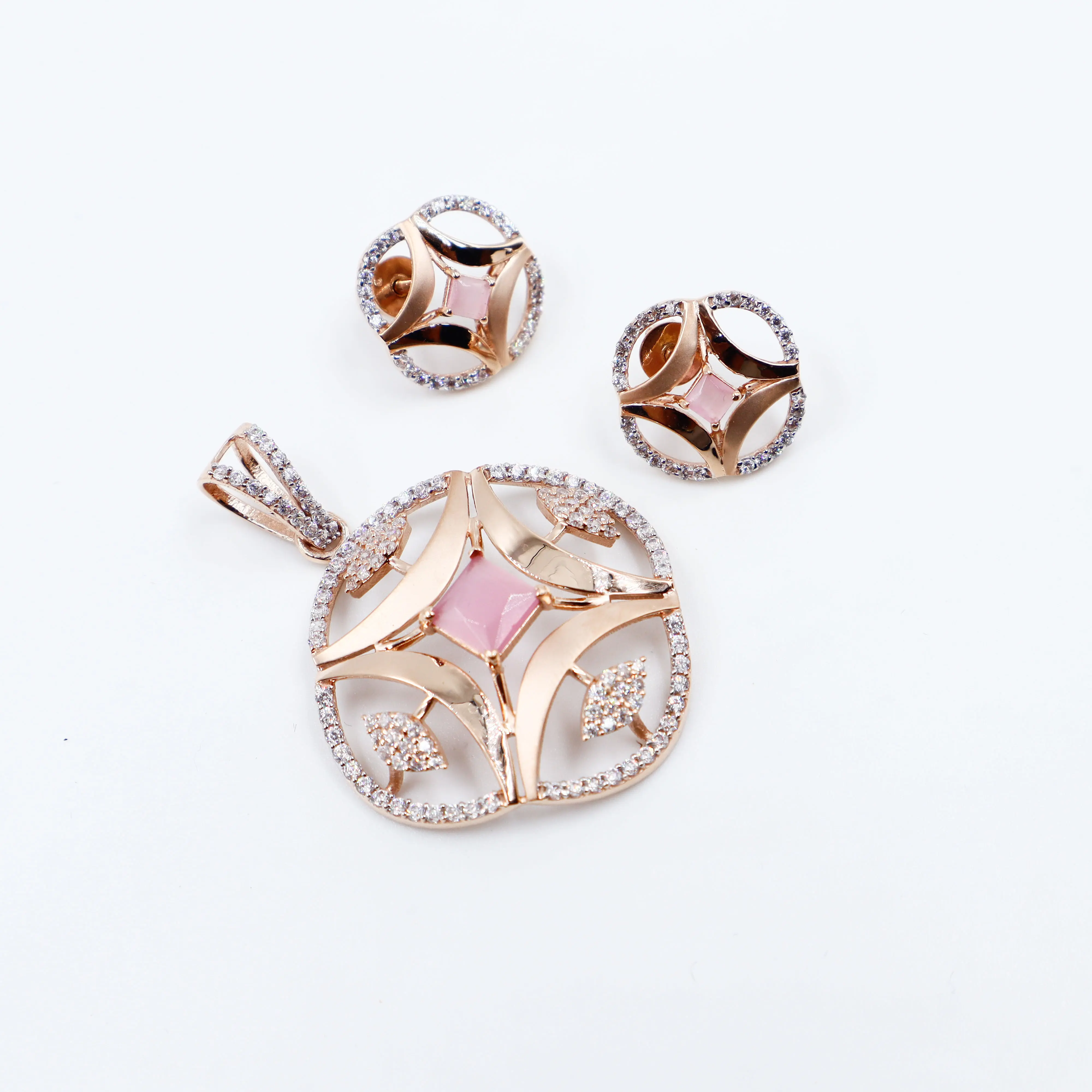 Pendant Set