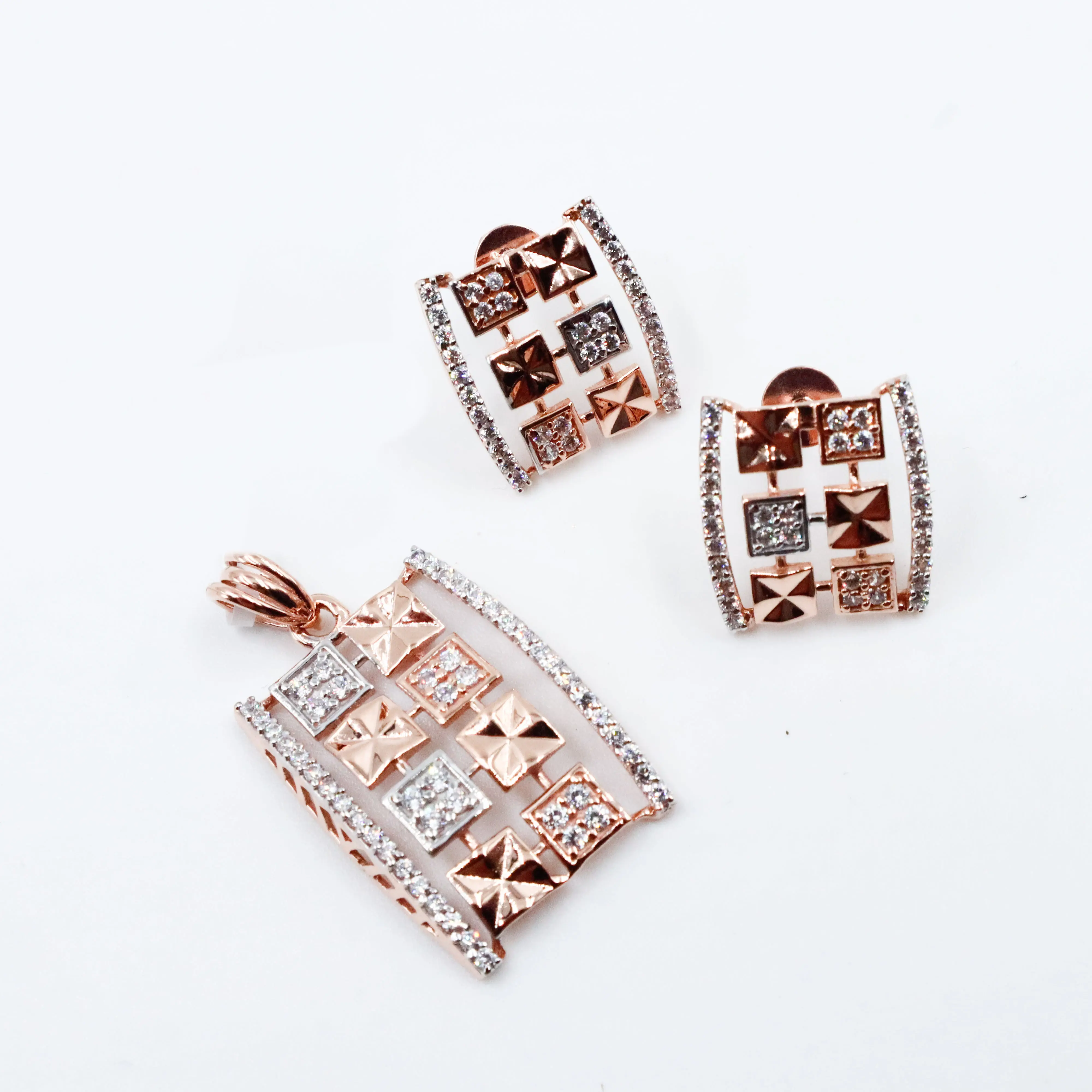 Pendant Set