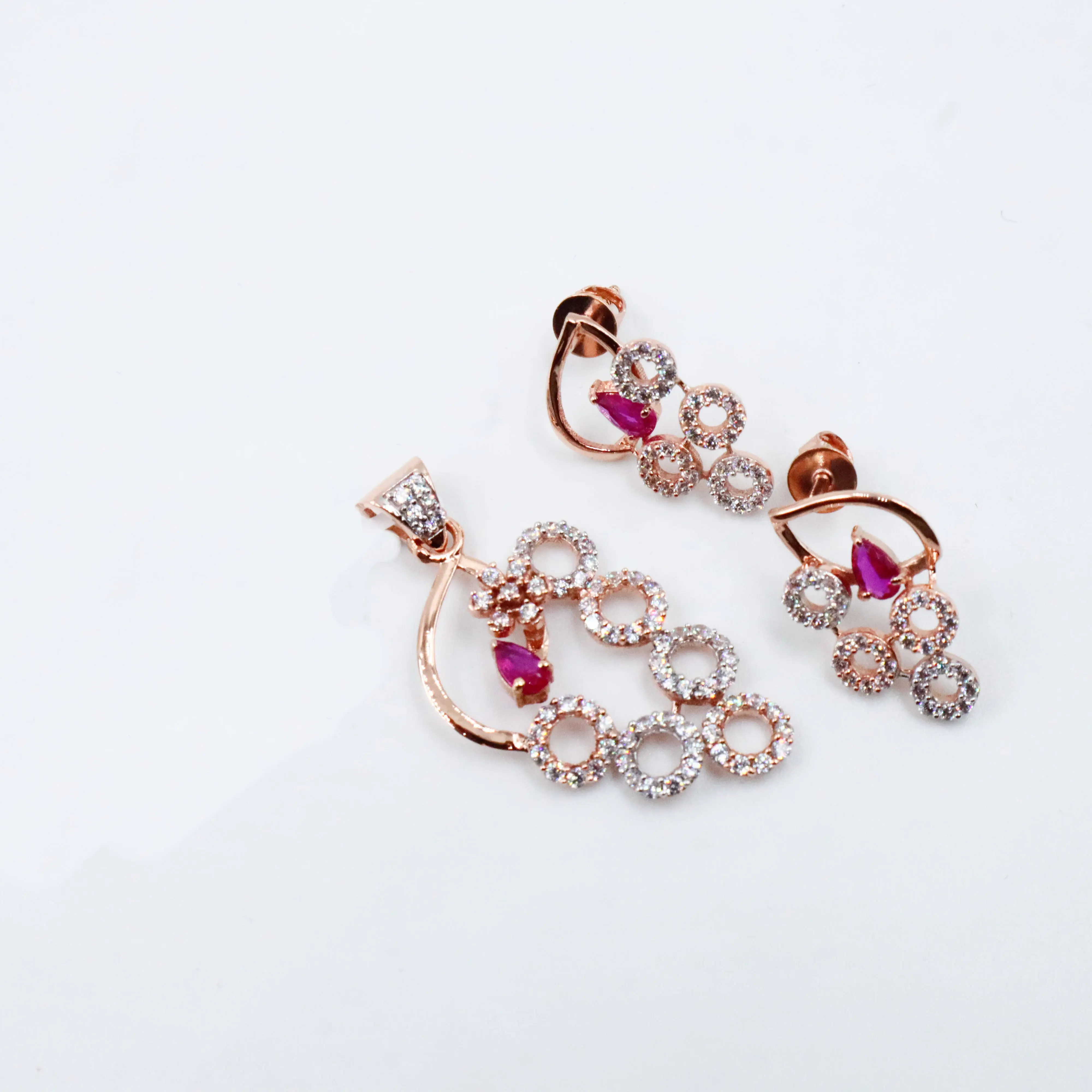 Pendant Set