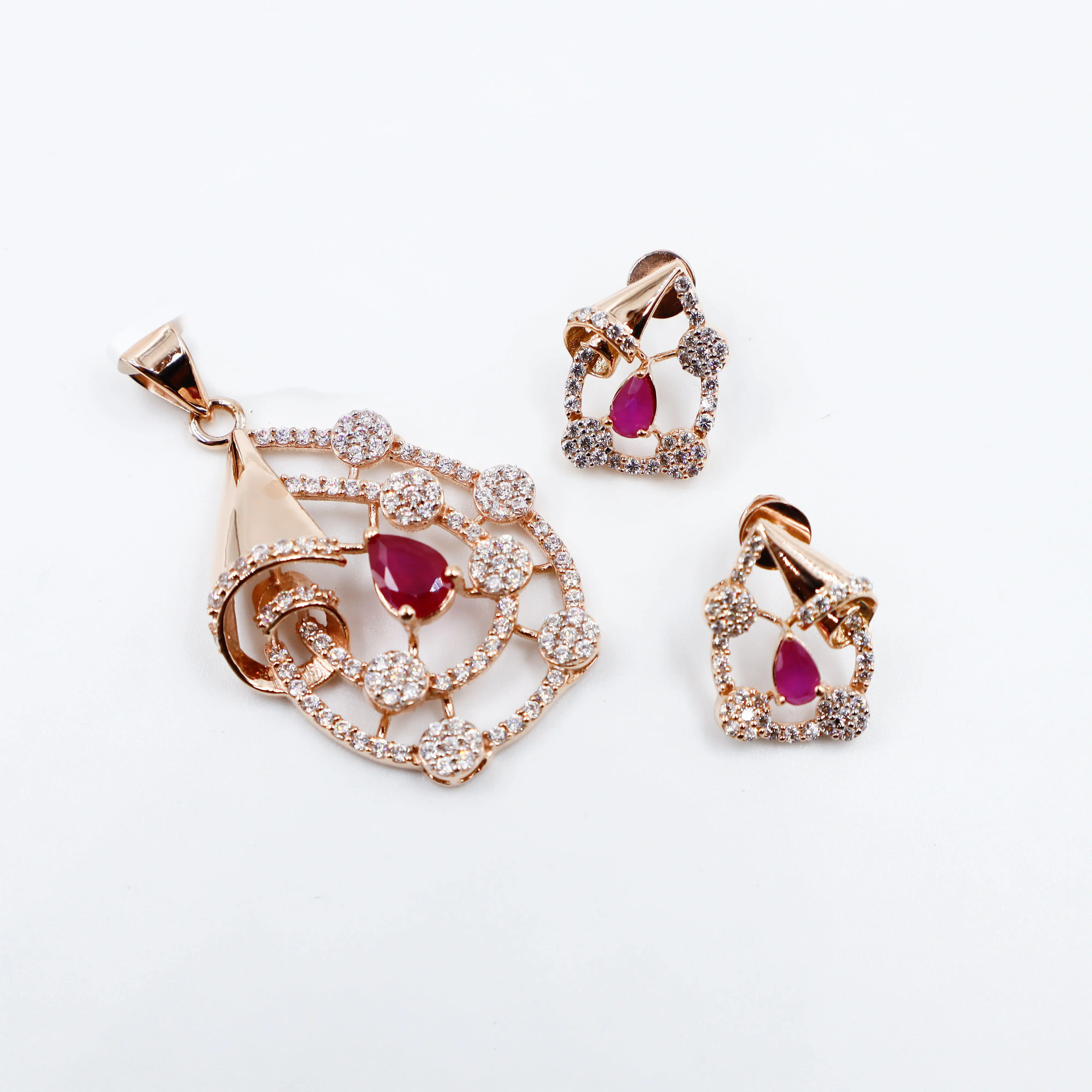 Pendant Set