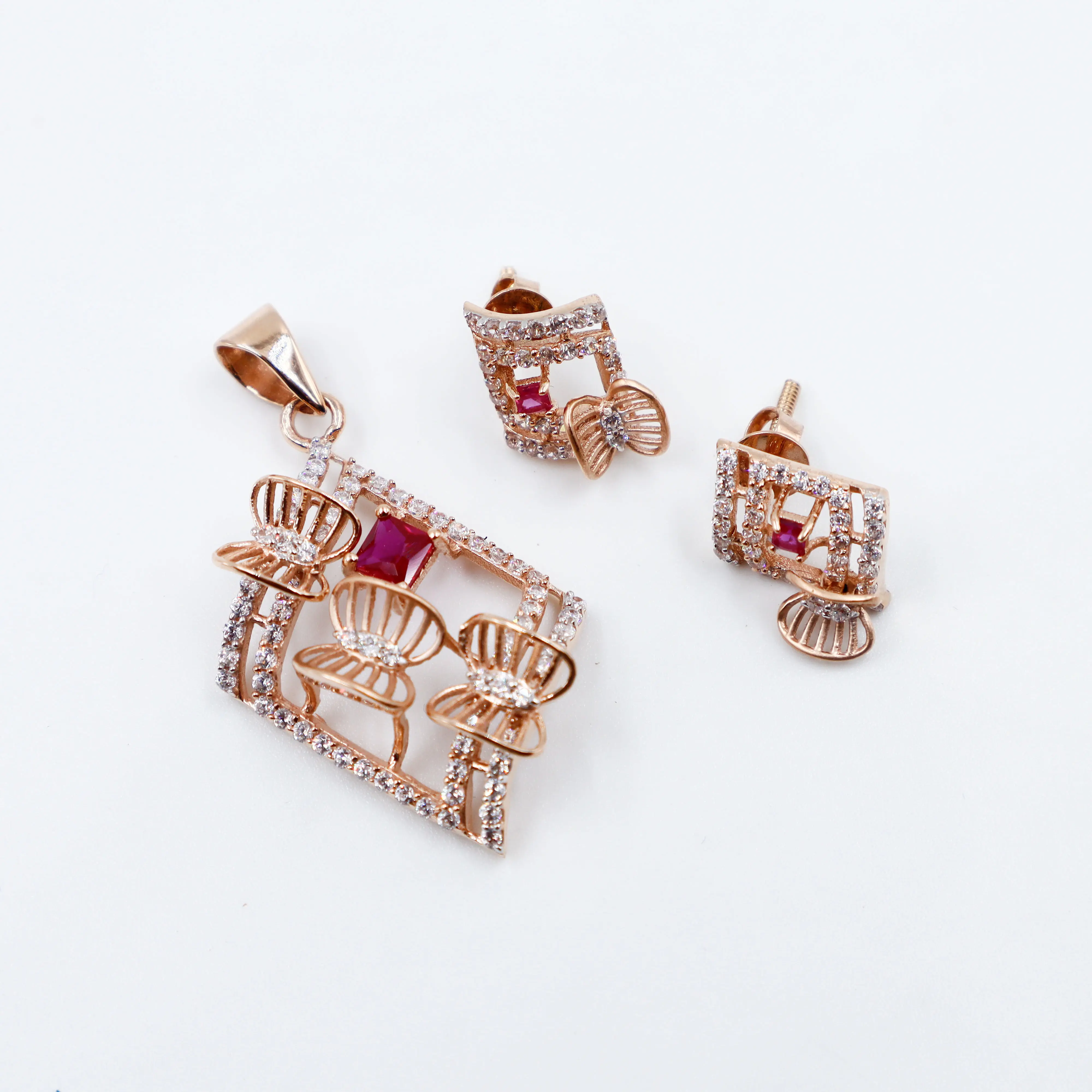 Pendant Set
