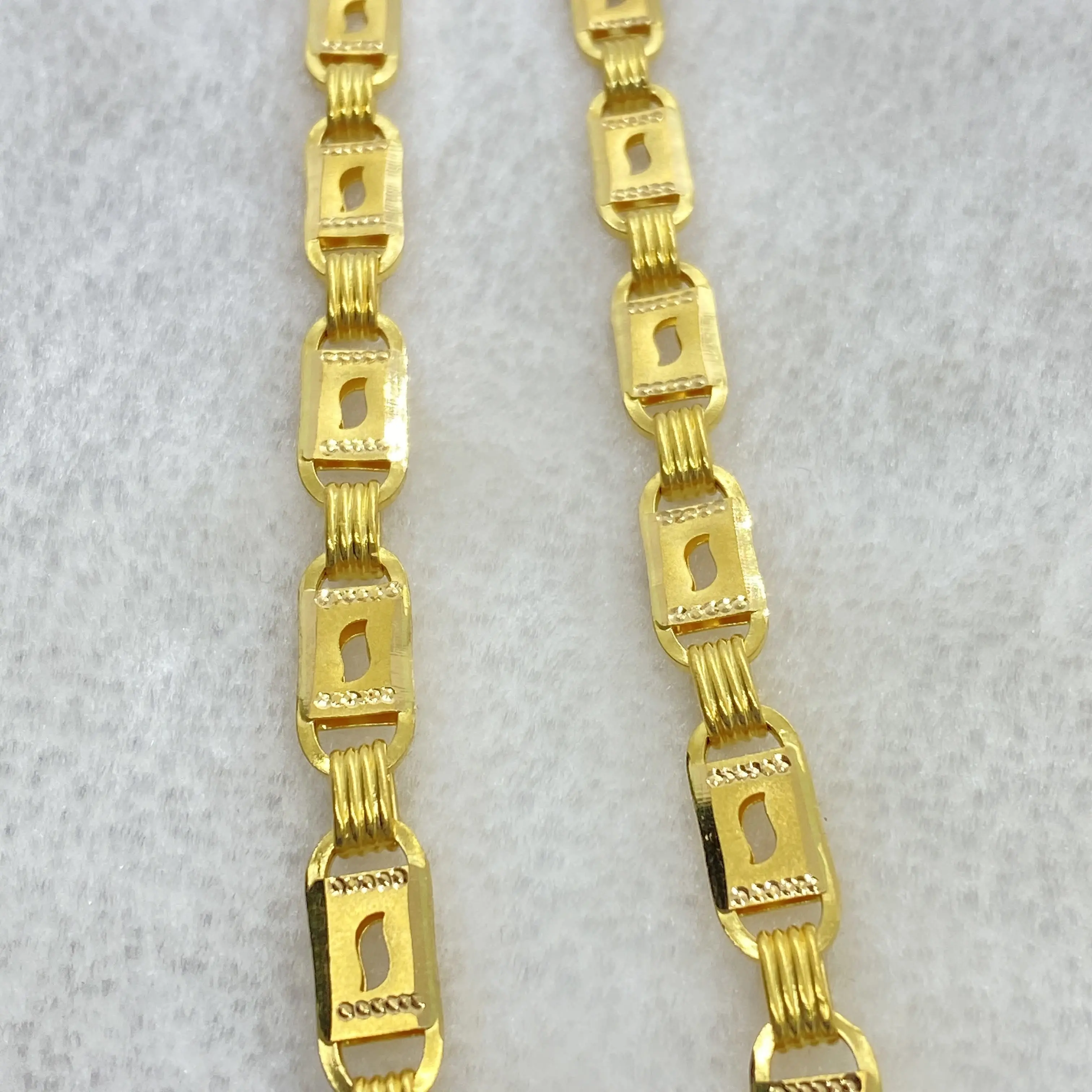 Fancy Double Design Blade Short Chain Gj0151