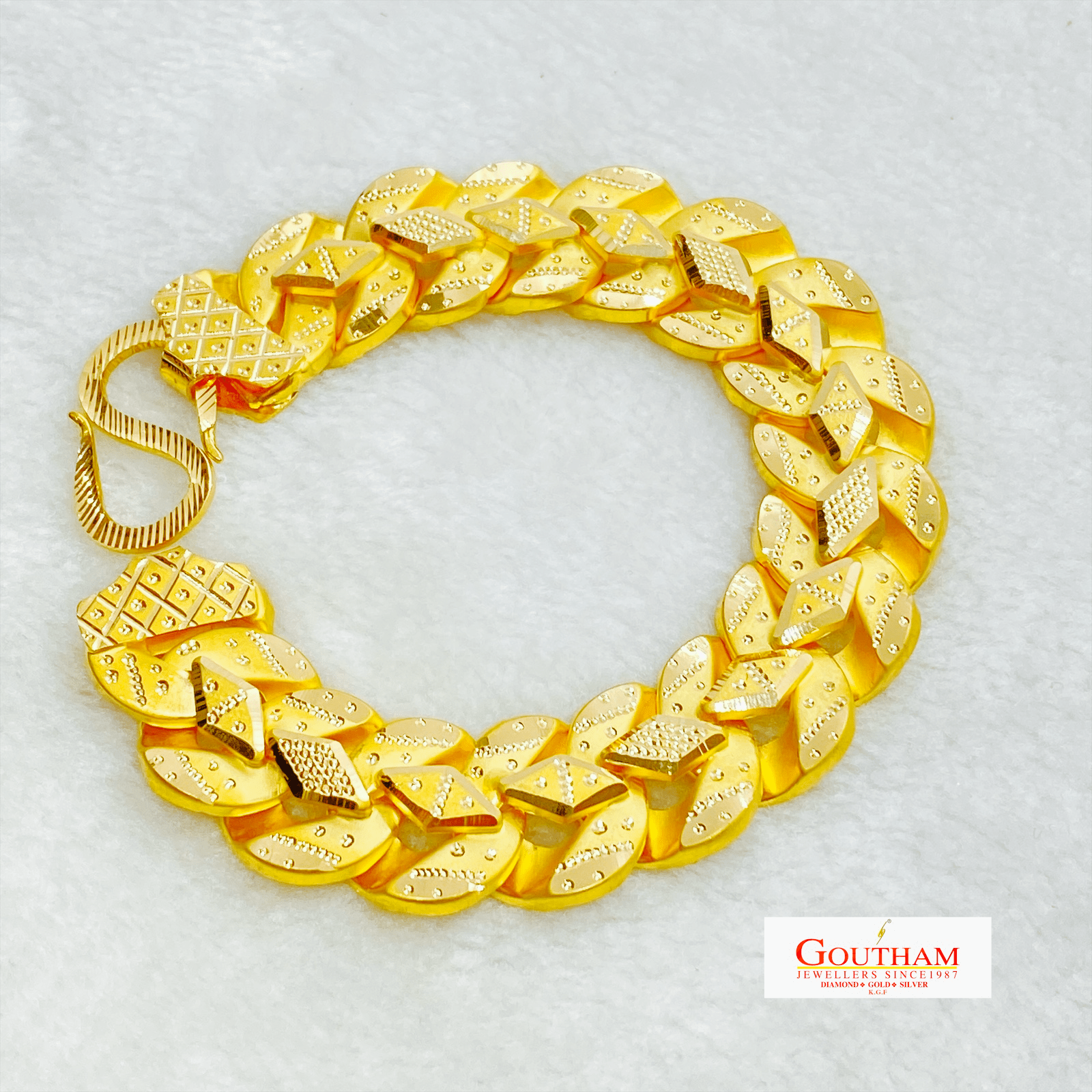 Fancy Exclusive Gents Bracelet Gj0313
