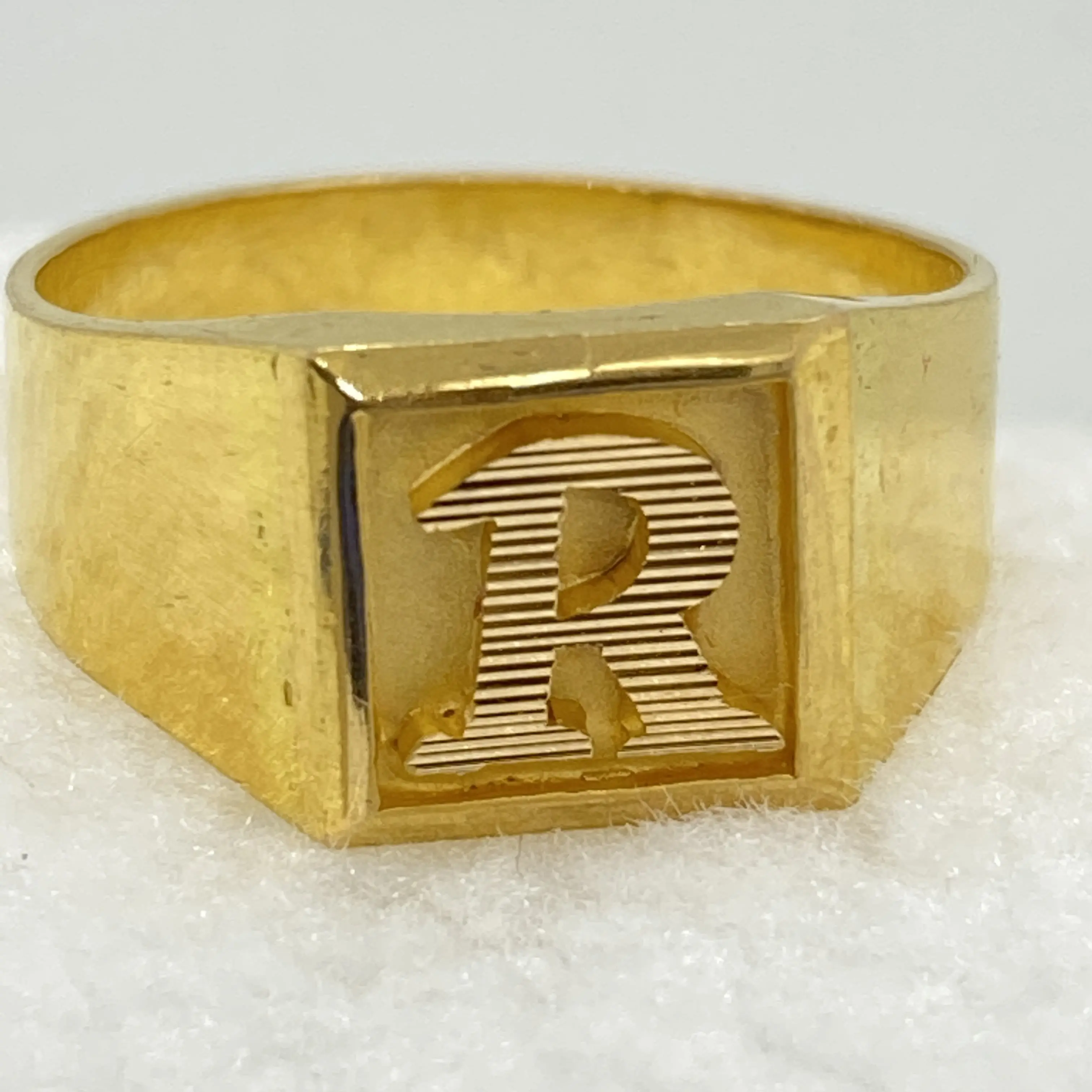 Fancy Initial Gents Ring Gj0218