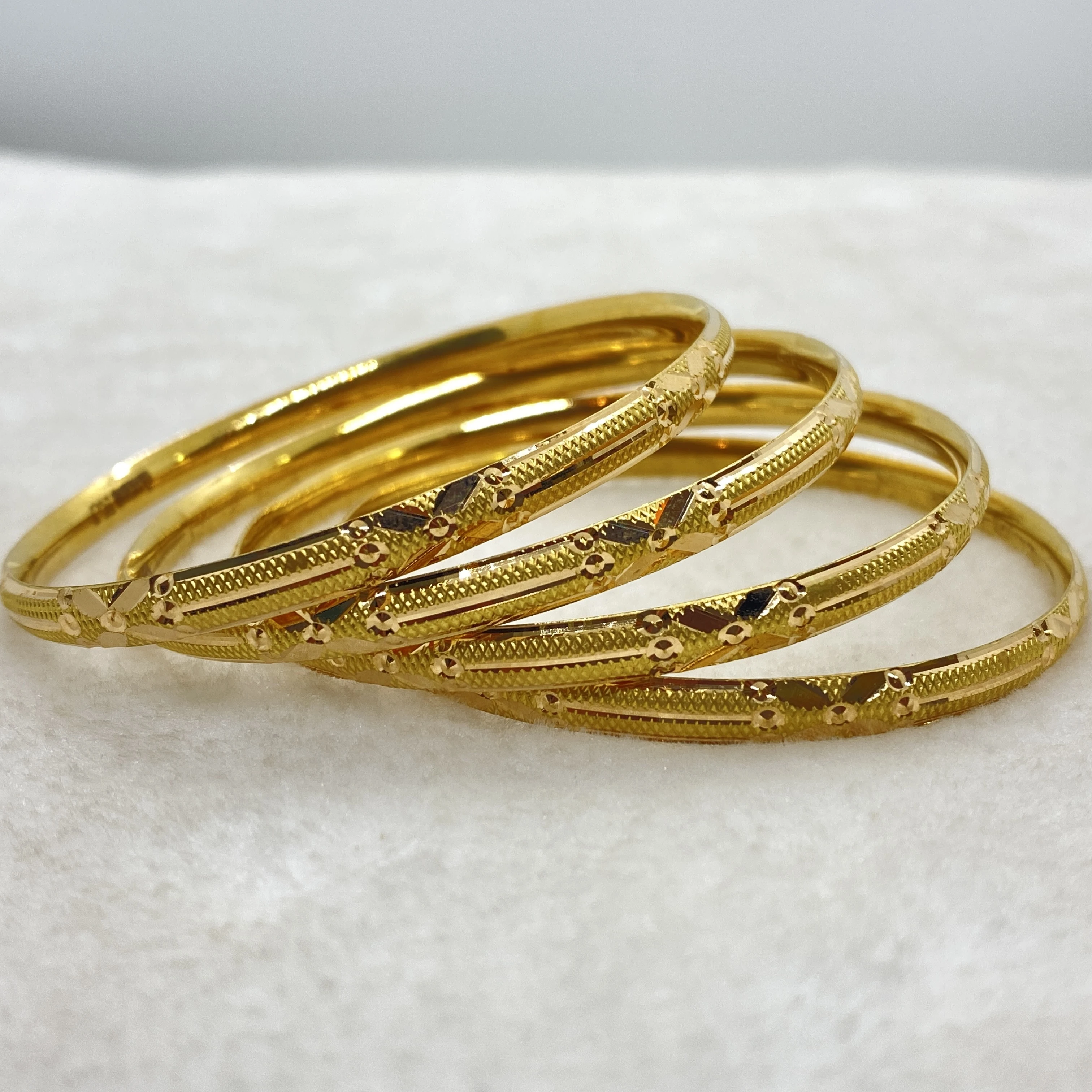 Fancy Plain Bangali Bangles Gj 0082