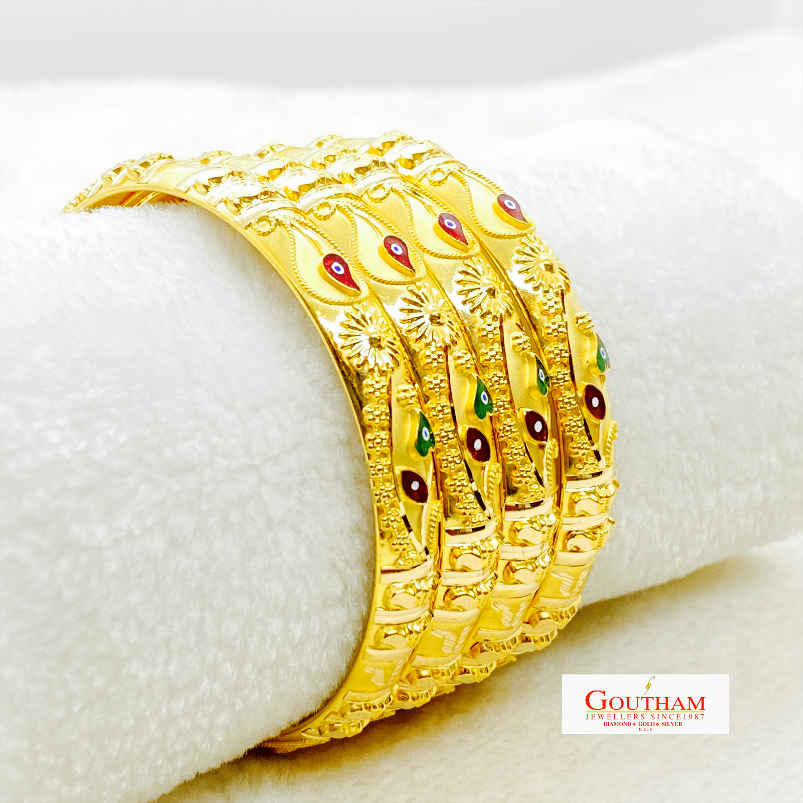 Fancy Enamel Bangle Gj0316