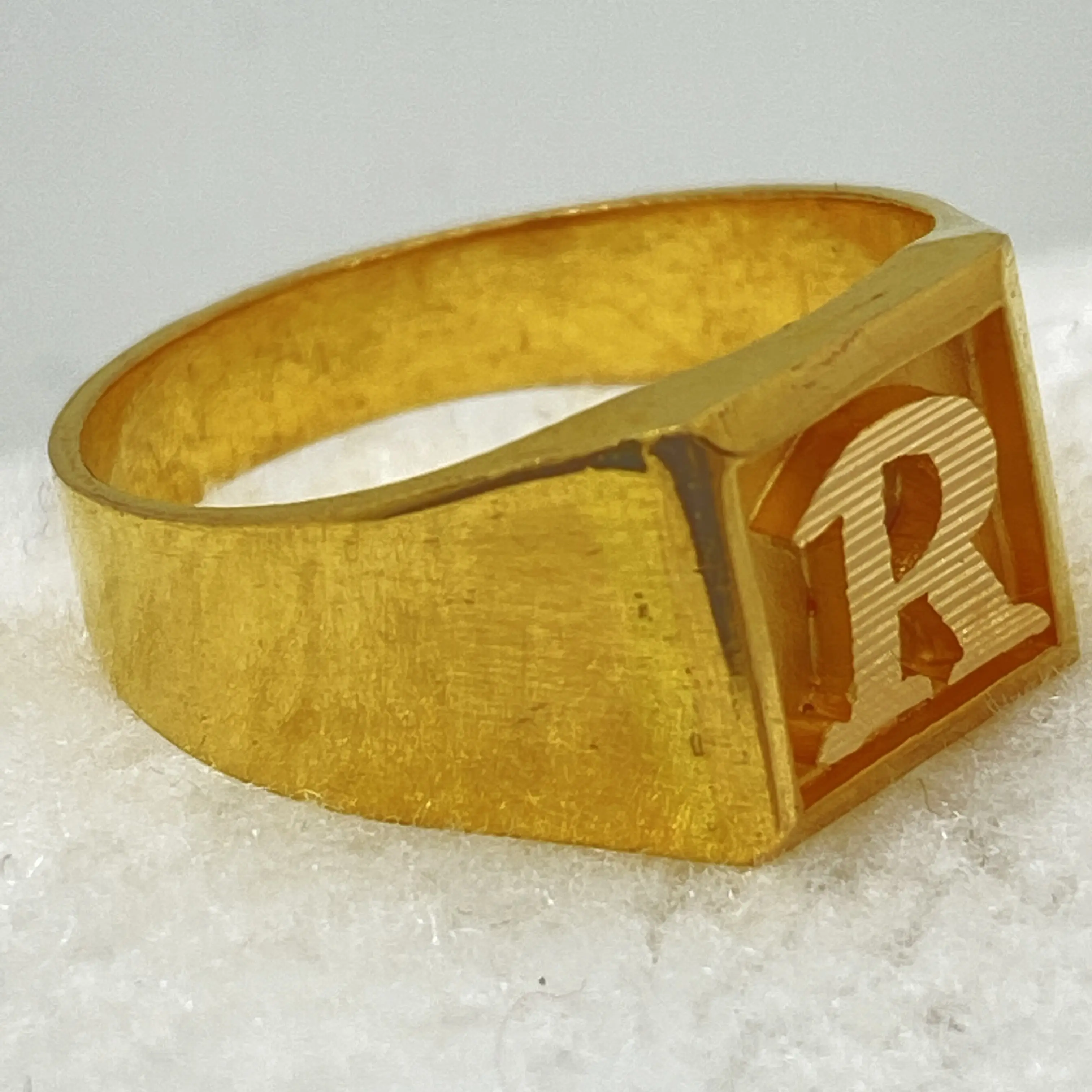 Fancy Initial Gents Ring Gj0218