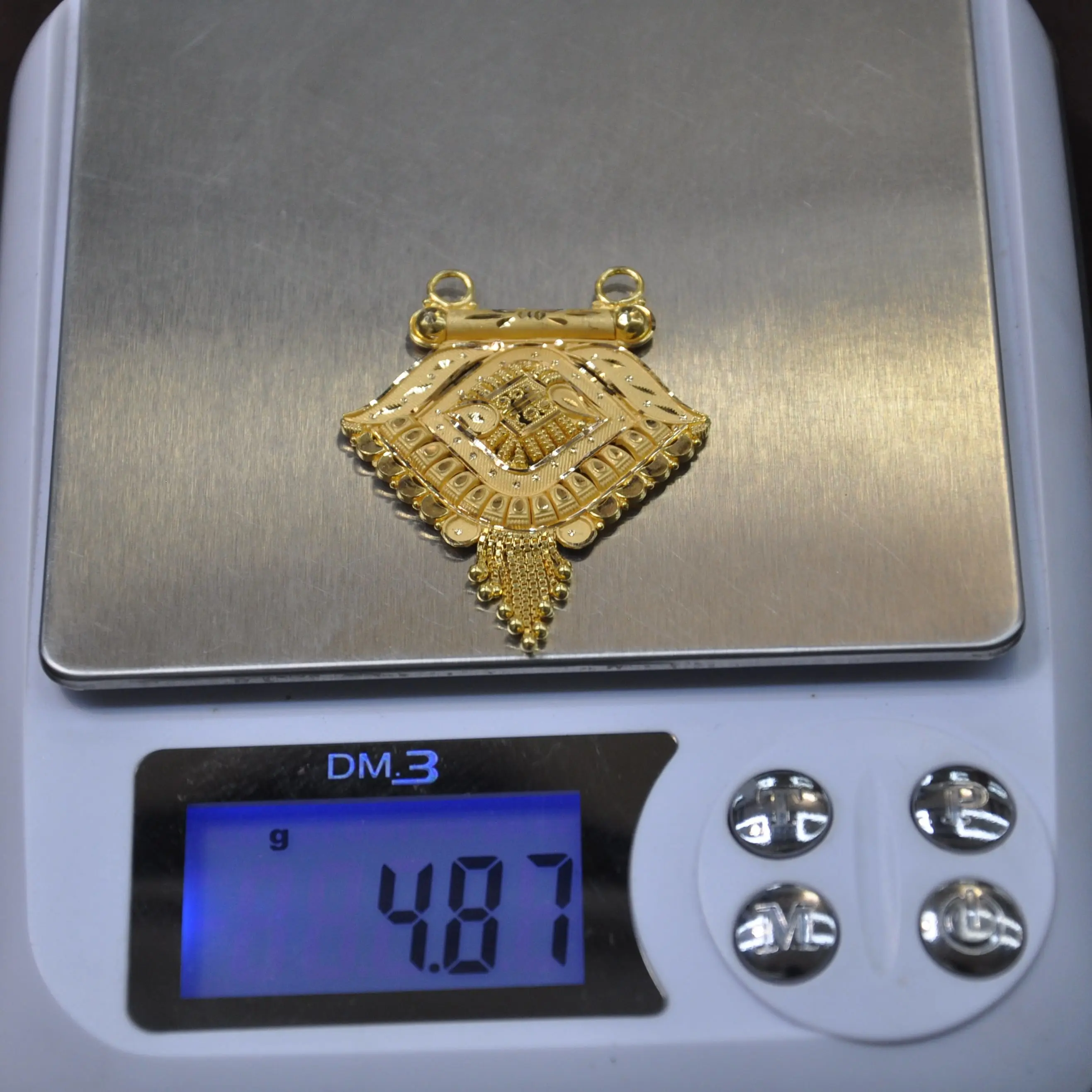 PENDENT