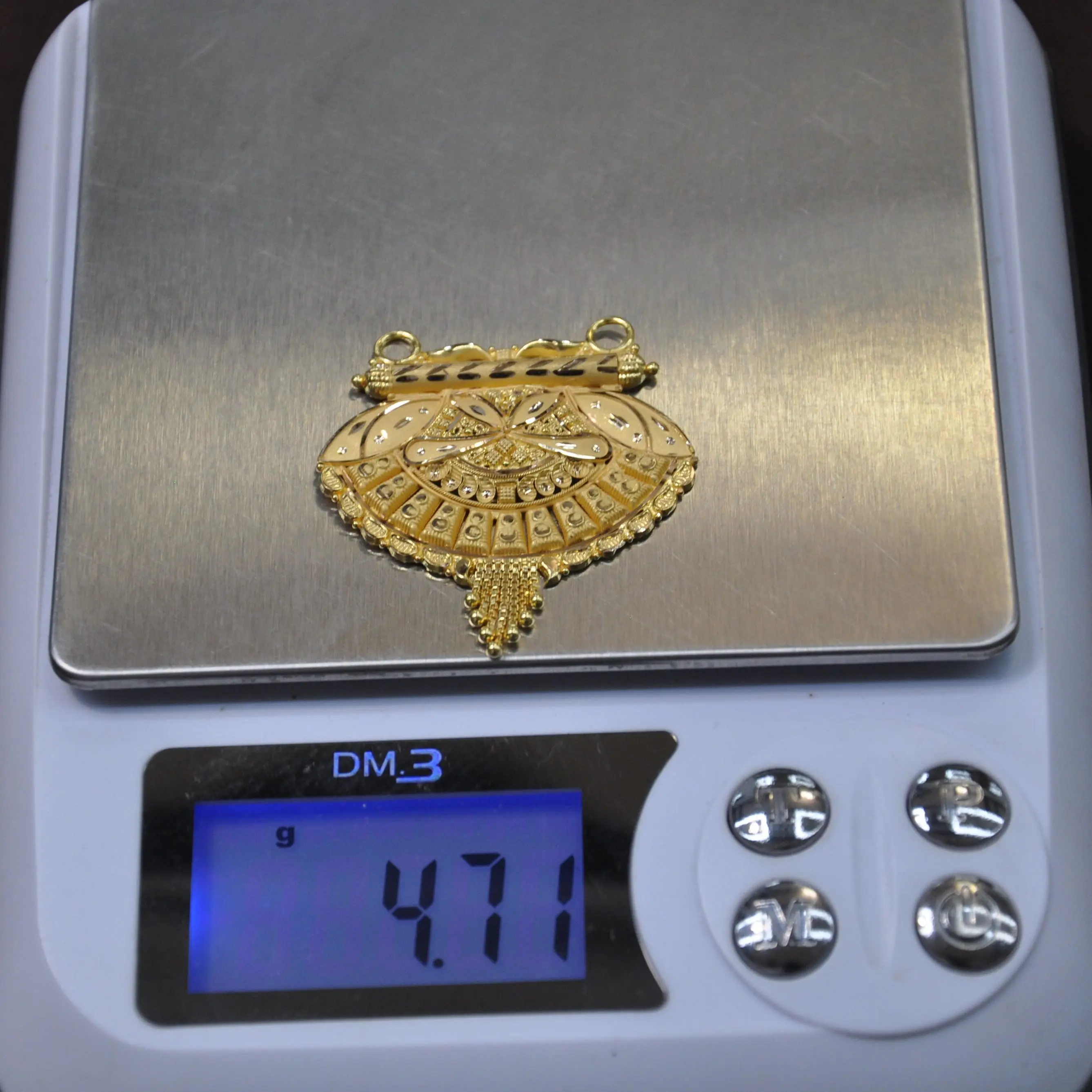 PENDENT