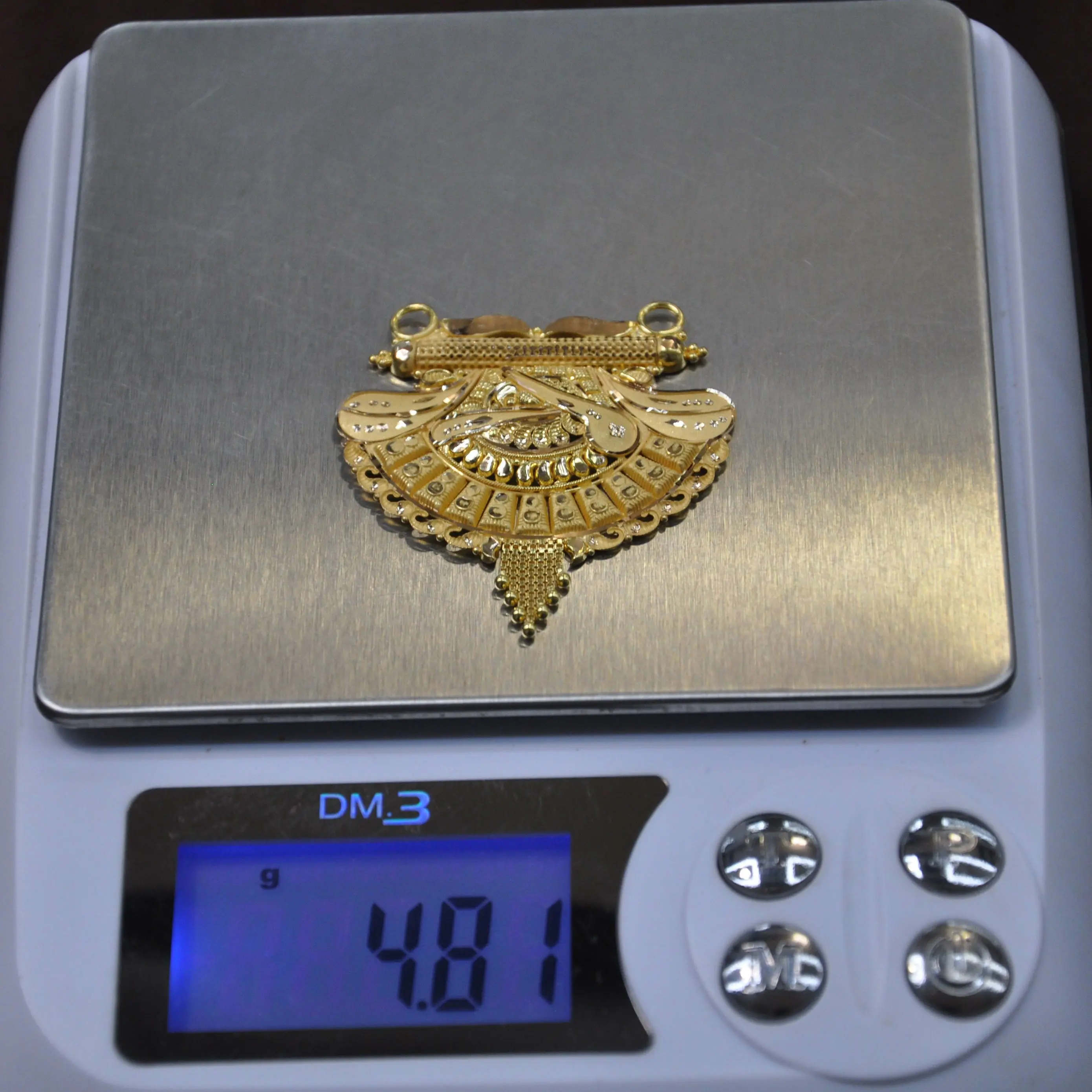 PENDENT
