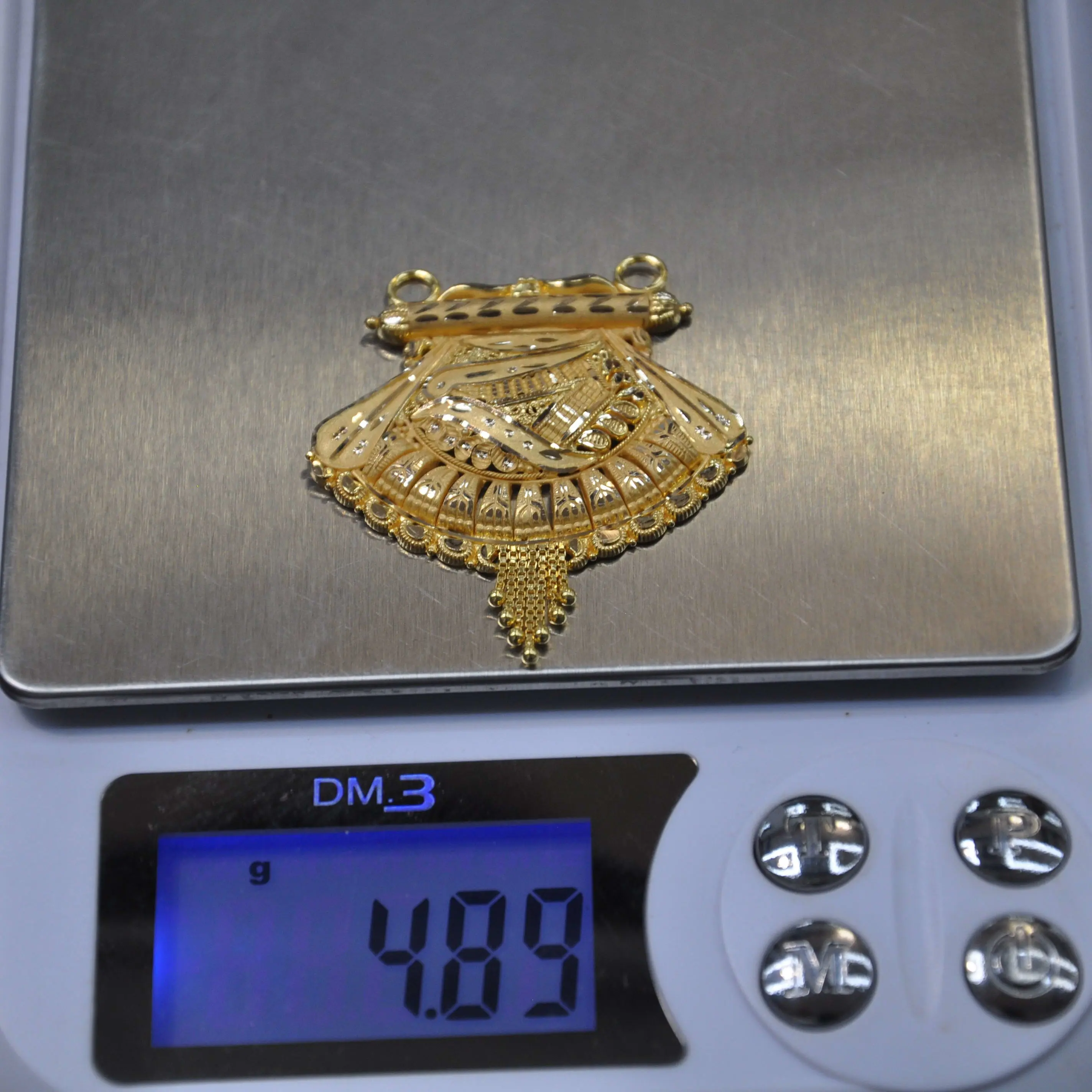 PENDENT