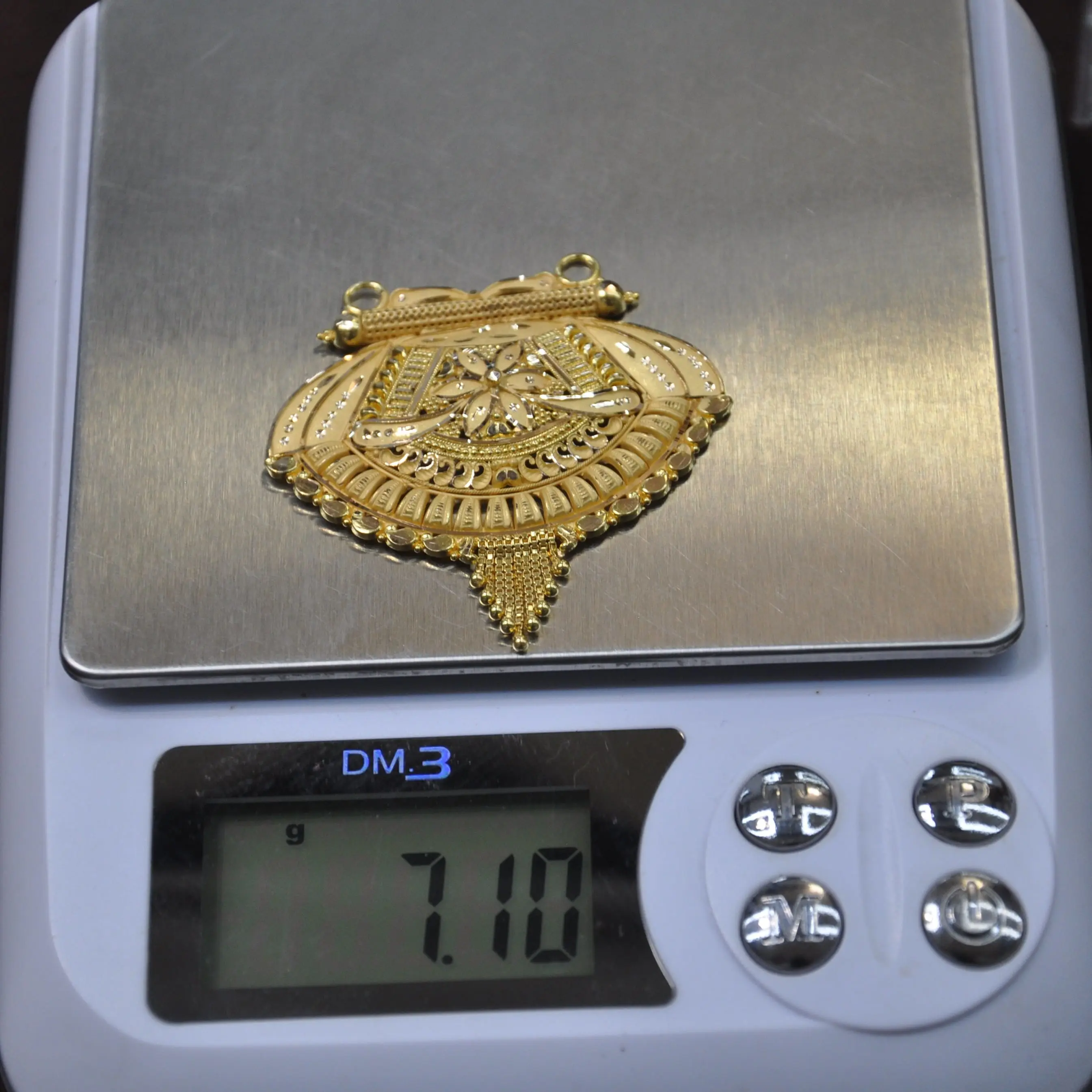 PENDENT