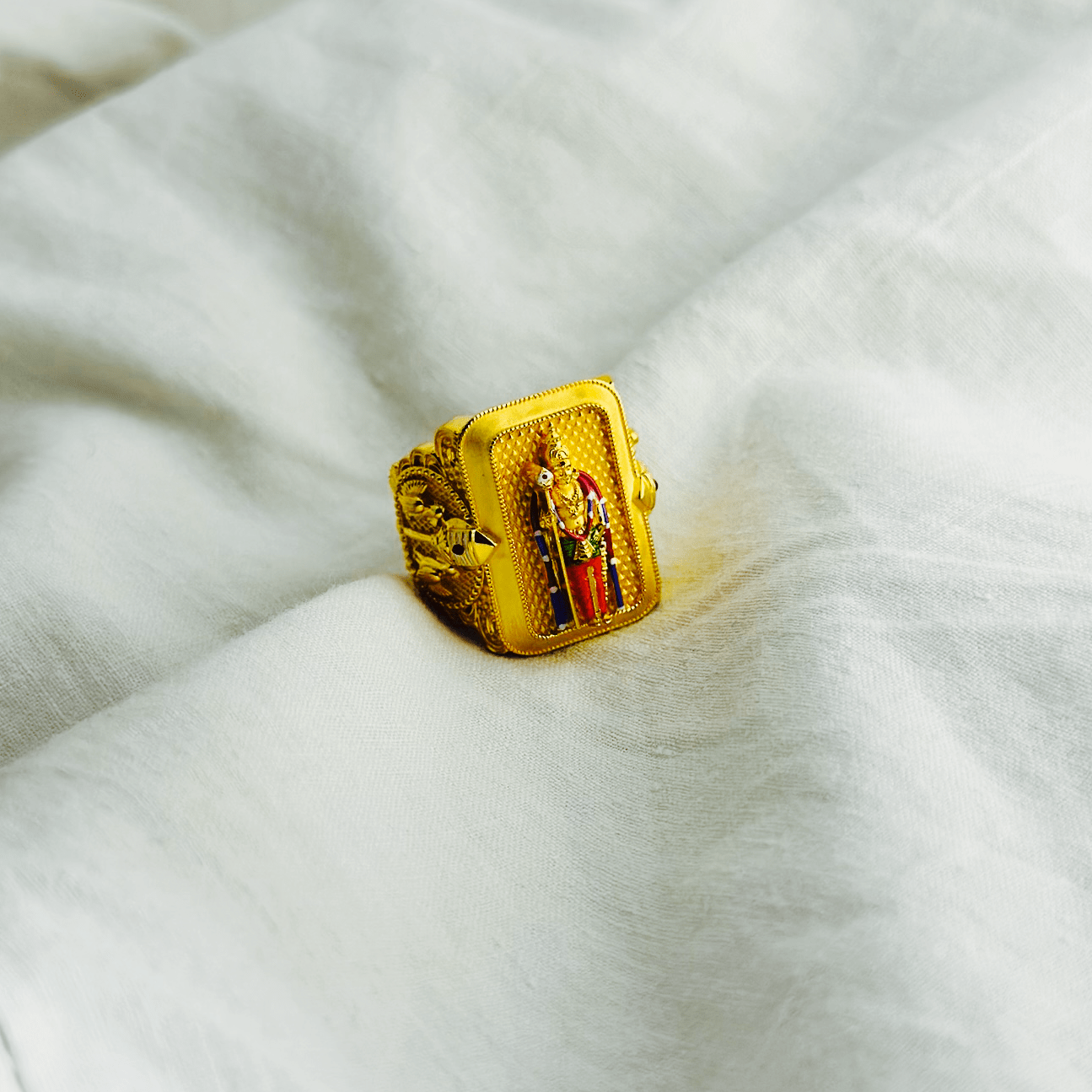 Murugar Ring