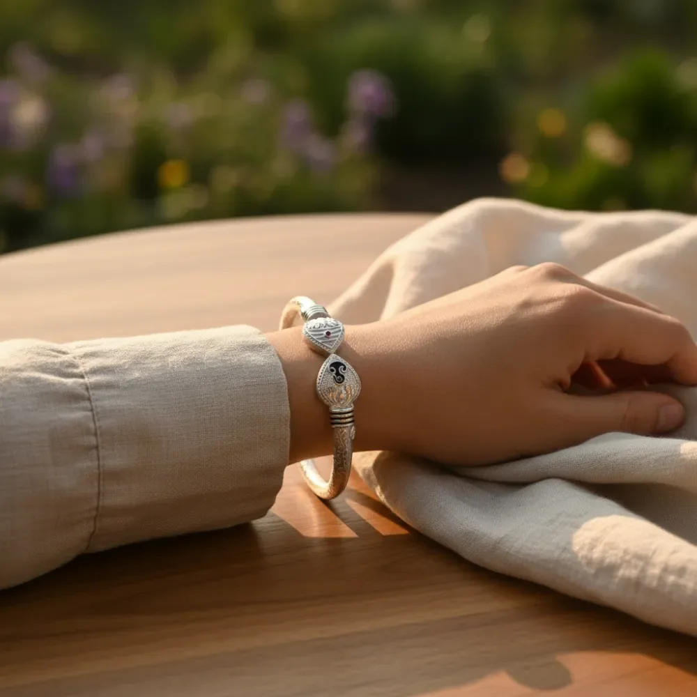 OM and Vel with Lotus Kada