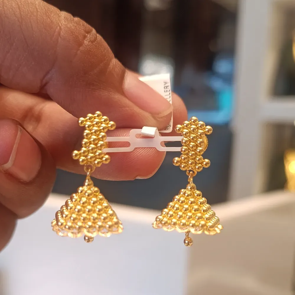 Pyramid Jhumka
