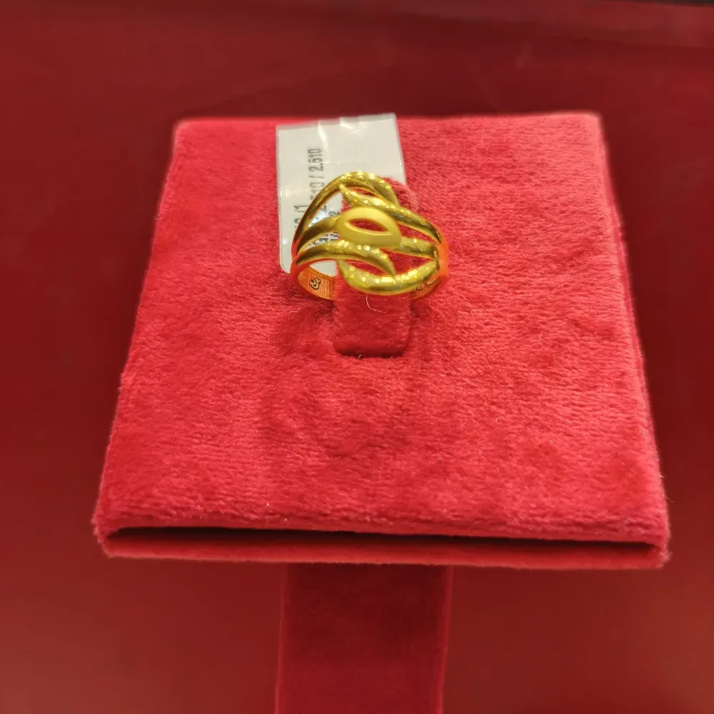 LADIES RING