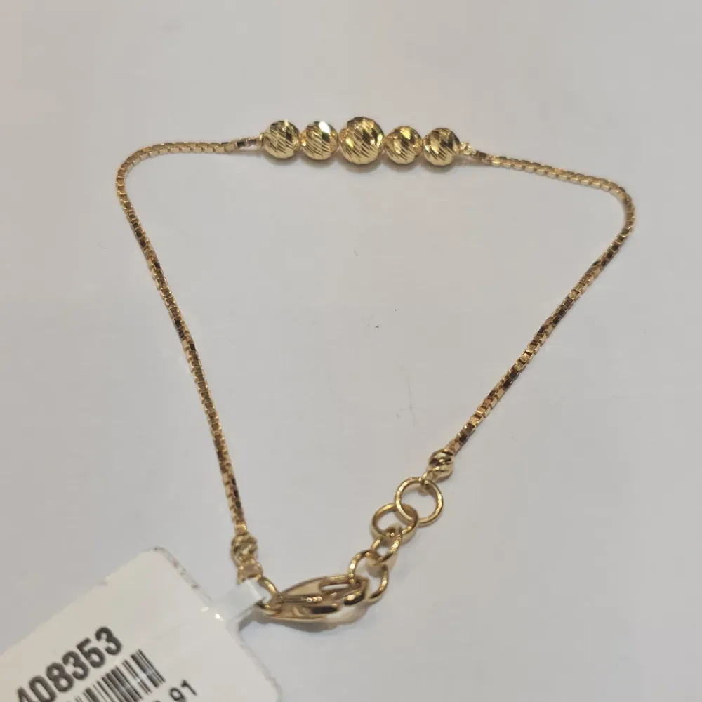 BRACELET