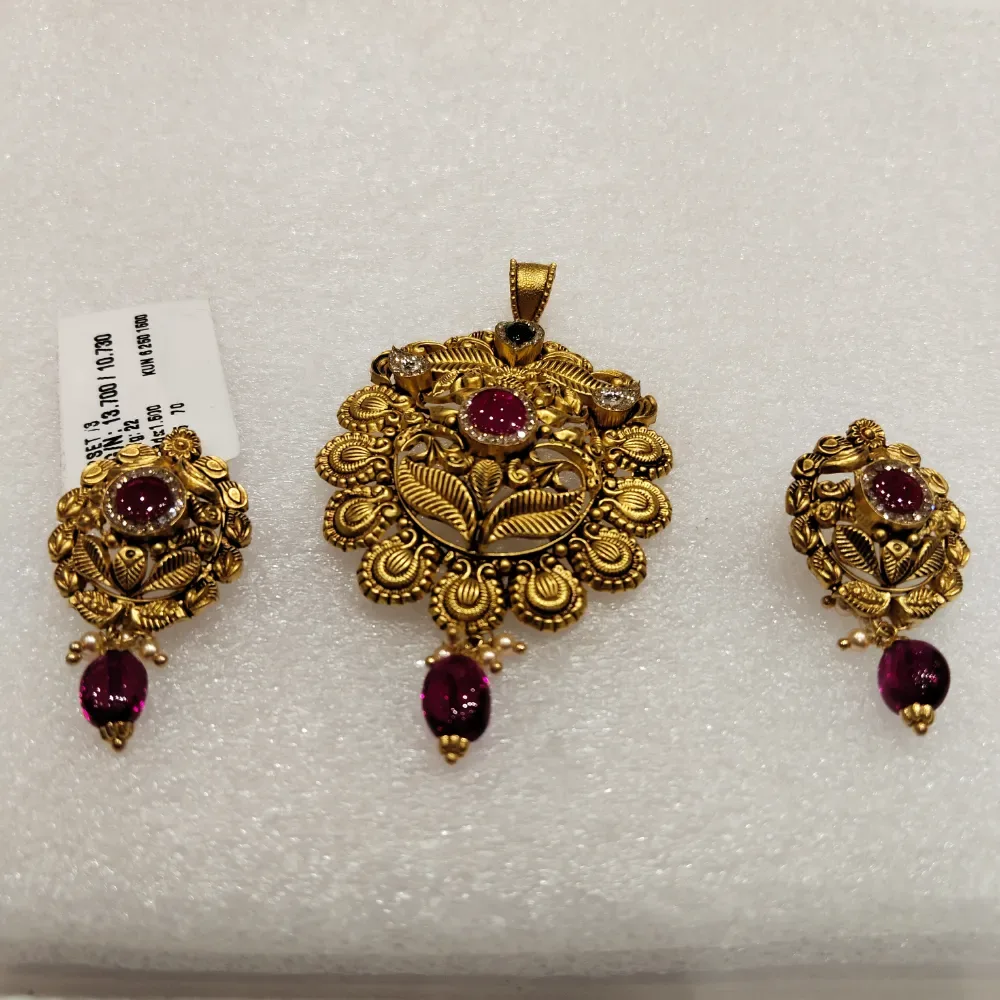 PENDANT SET