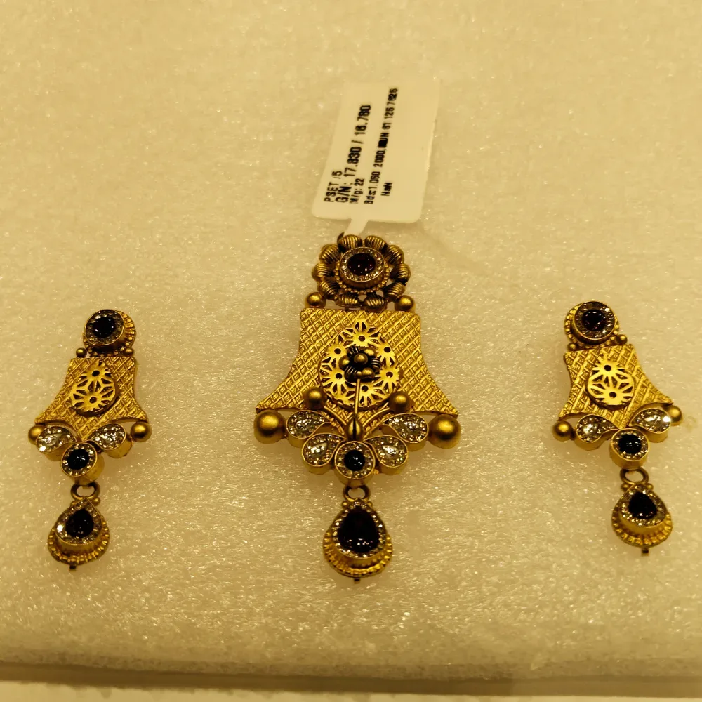 PENDANT SET