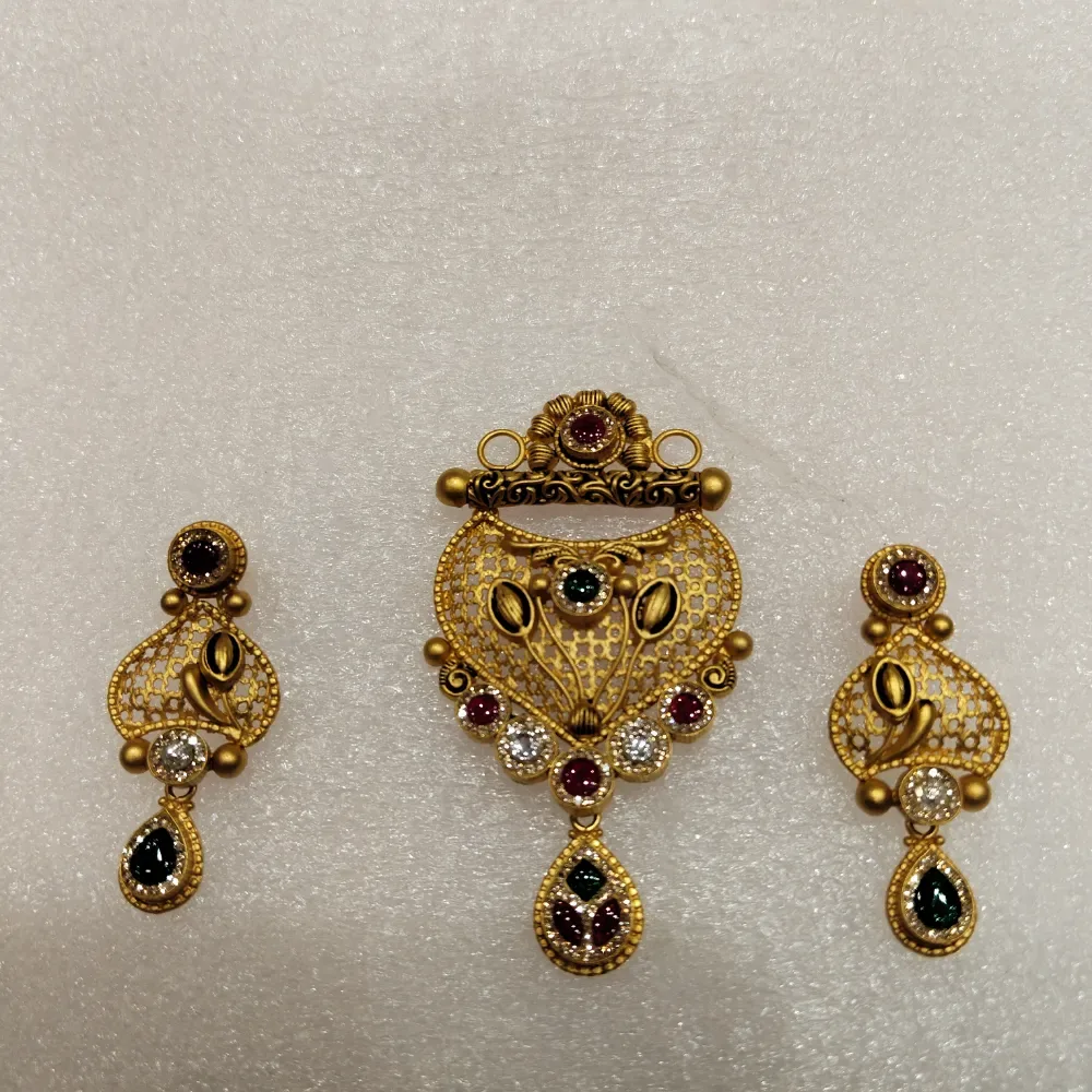 PENDANT SET