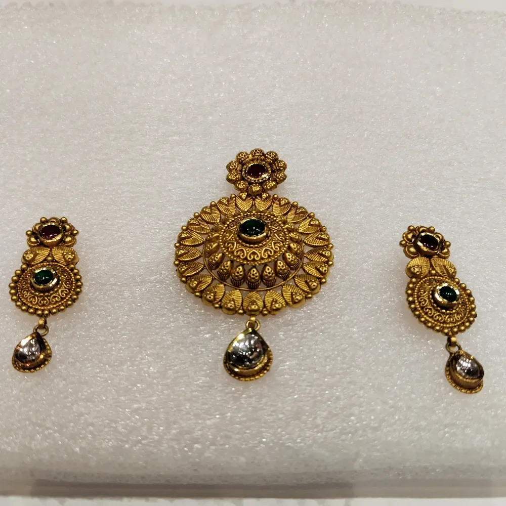 PENDANT SET