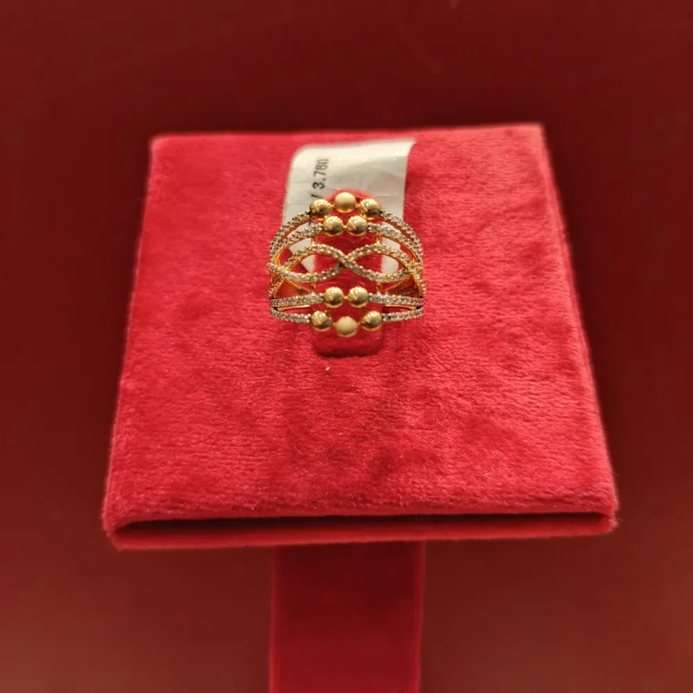 LADIES RING