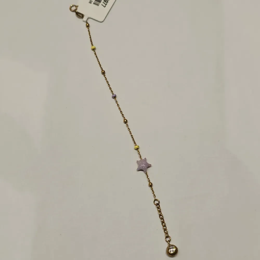 BRACELET