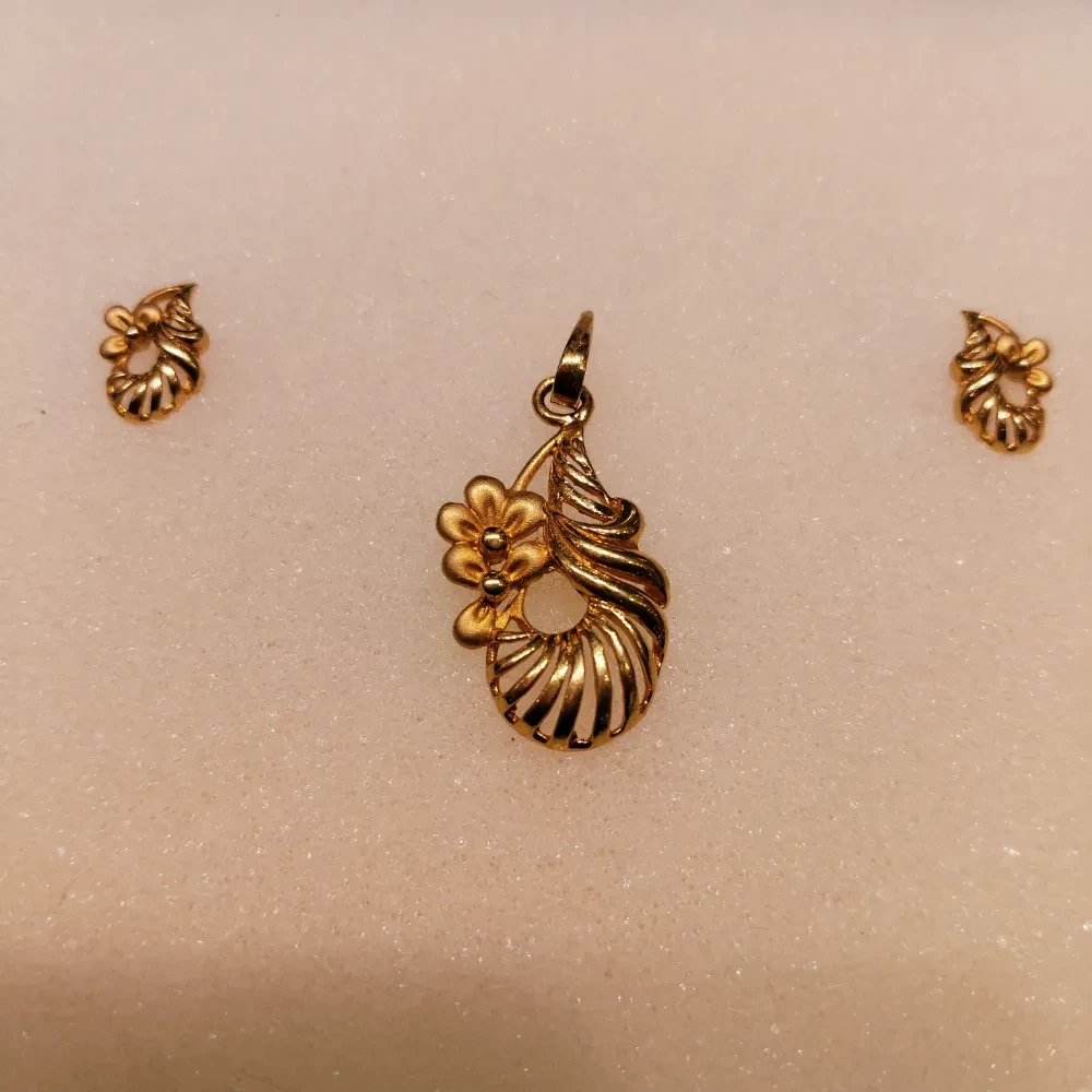 PENDANT SET