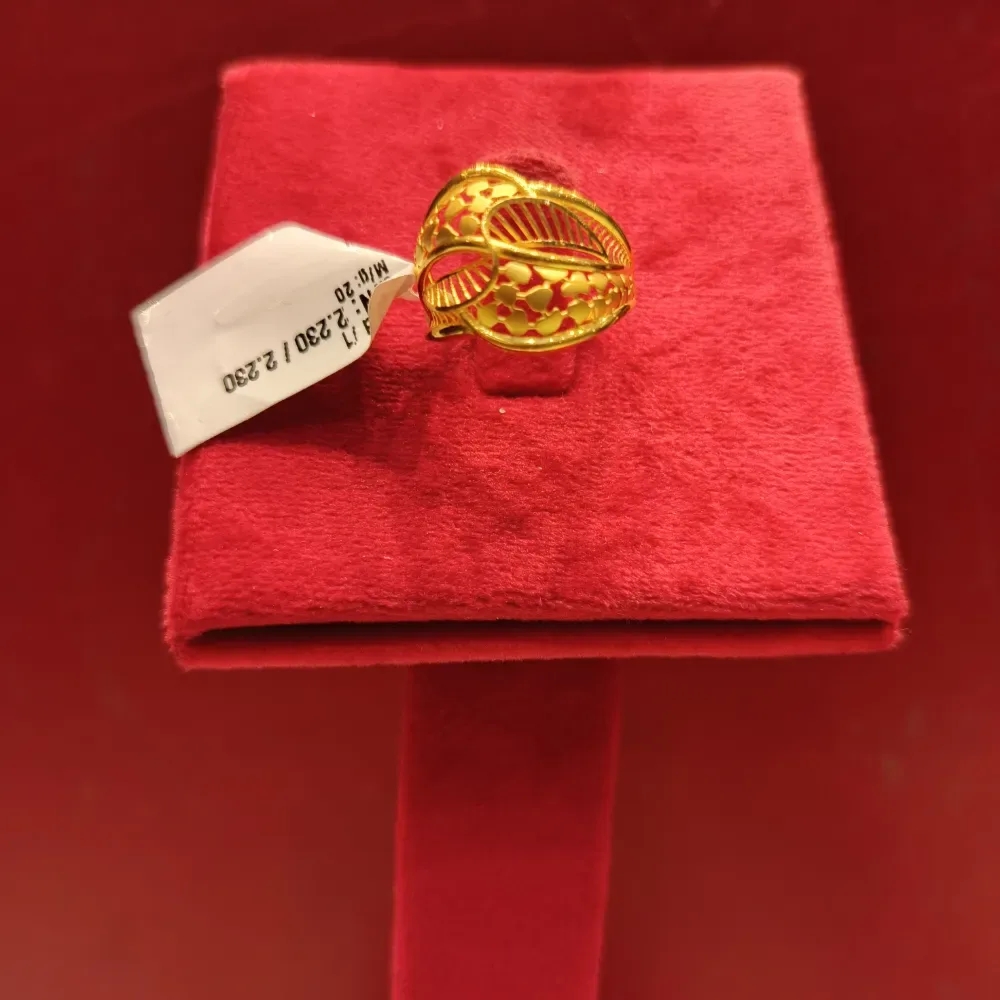 LADIES RING
