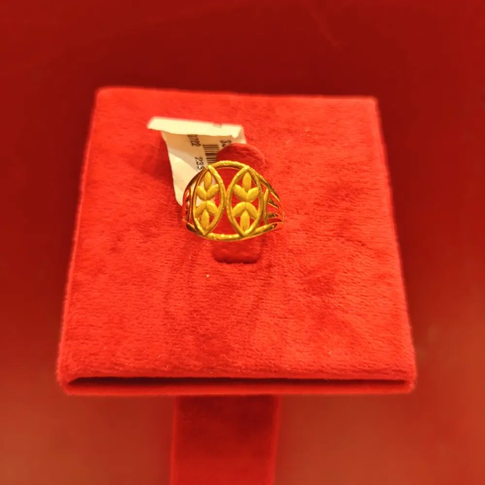 LADIES RING