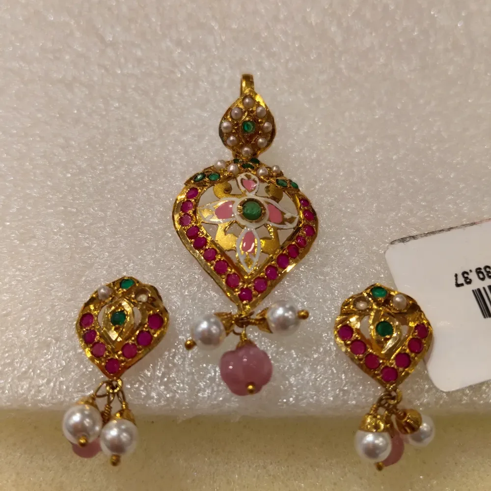 PENDANT SET