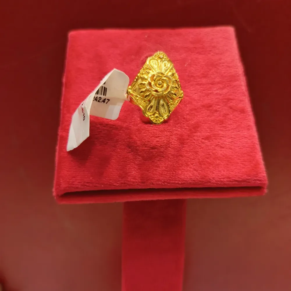 LADIES RING