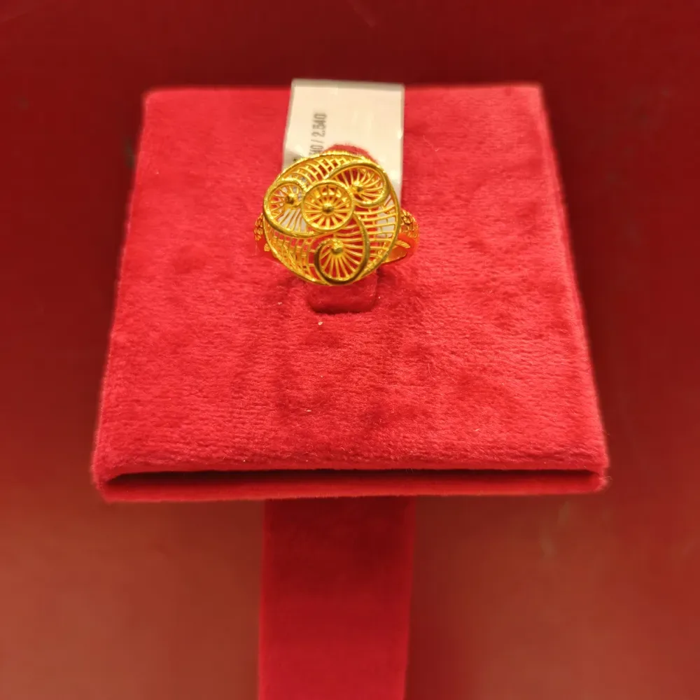 LADIES RING