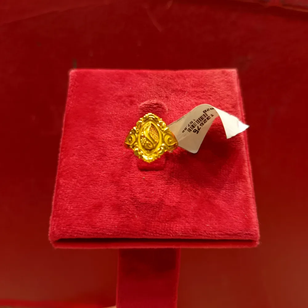 LADIES RING