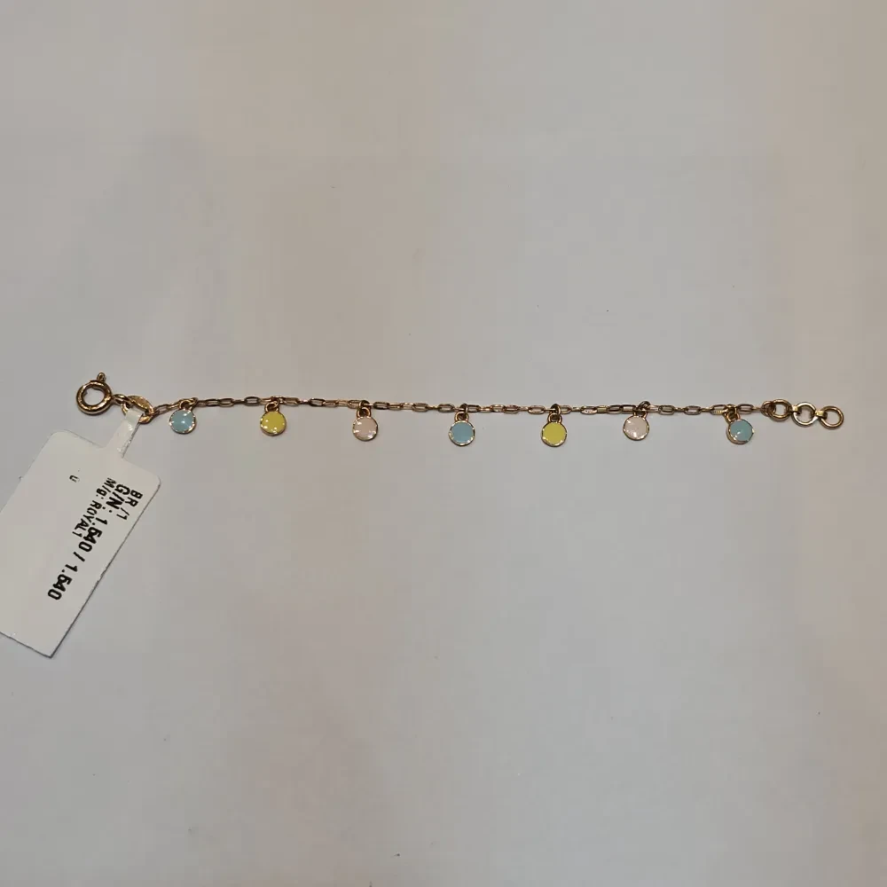 BRACELET