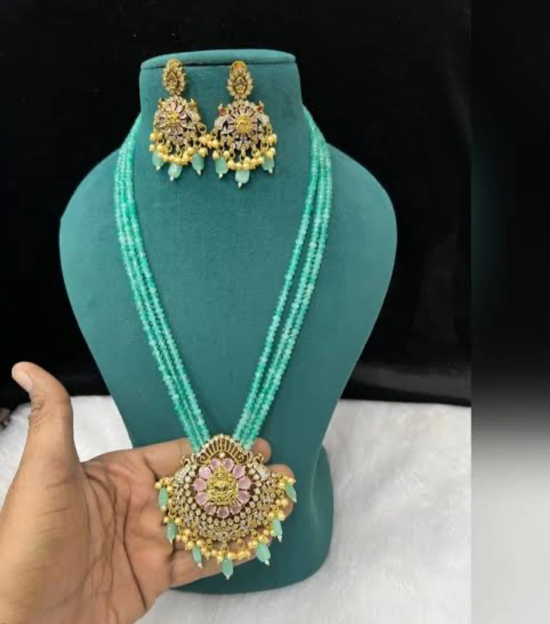Light Weight Jewellery