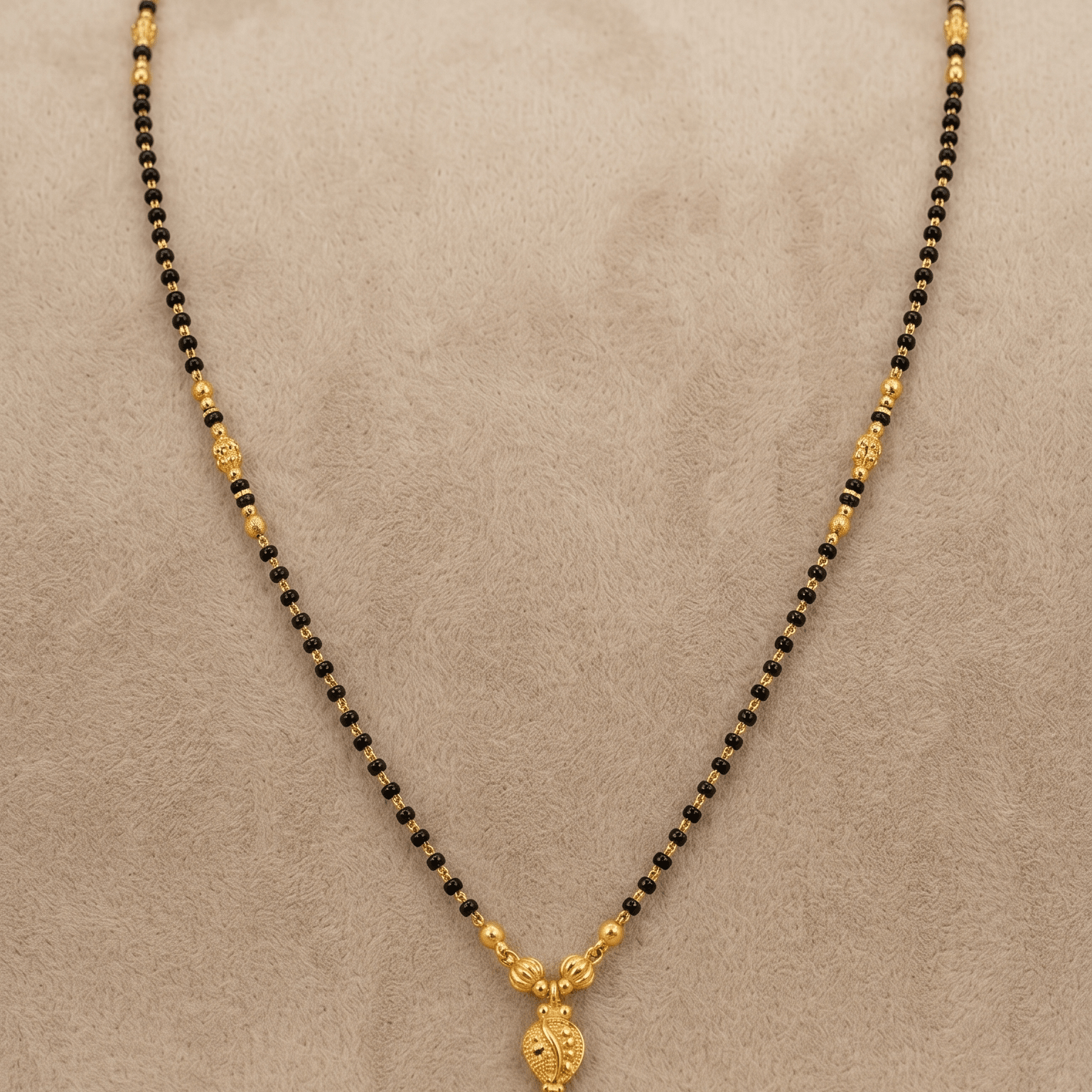 black beeds ( mangalsutra)