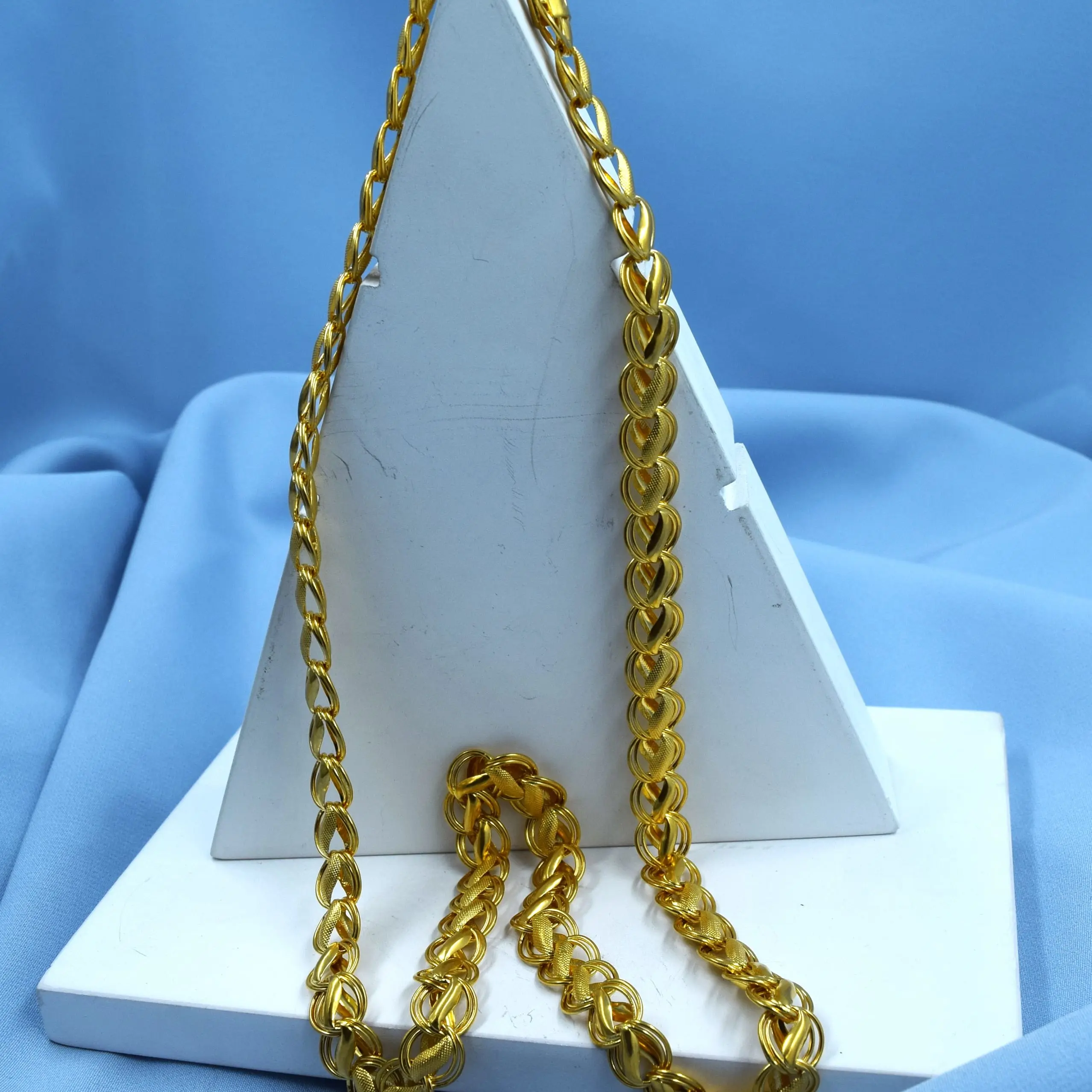 Chain 35